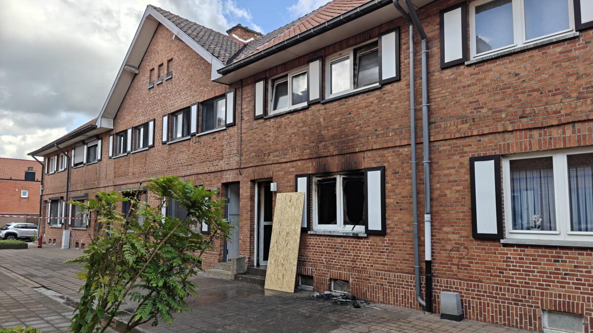Brand in woning in Heusden-Zolder, oorzaak onbekend
