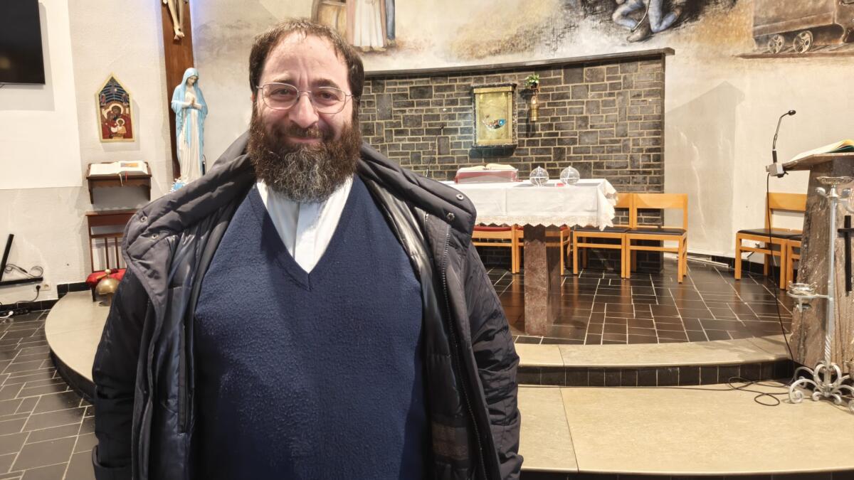 Italiaanse priester terug naar Italië omdat hij geen Nederlands spreekt