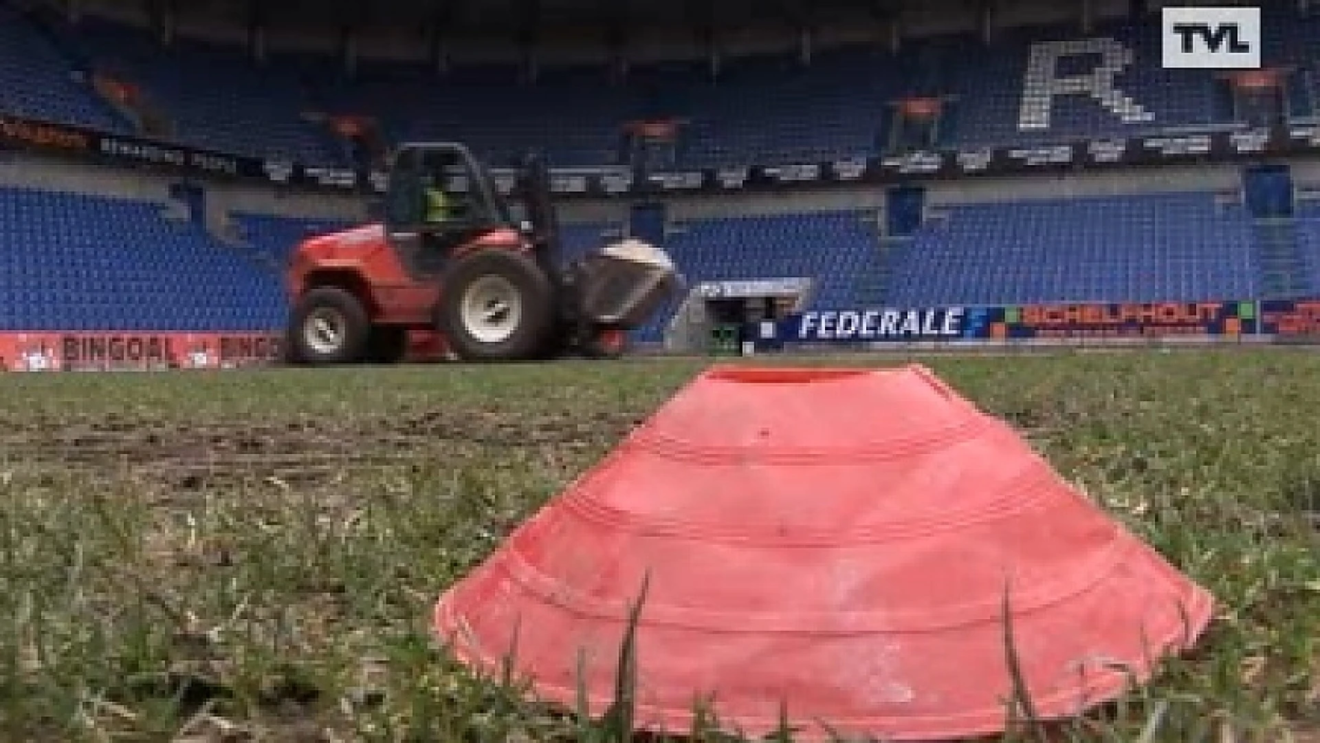 Grasmat Racing Genk verwijderd