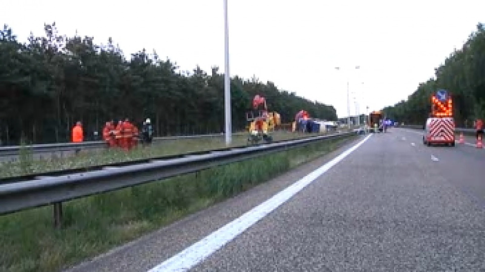 Tankwagen met giftige stoffen kantelt op E314