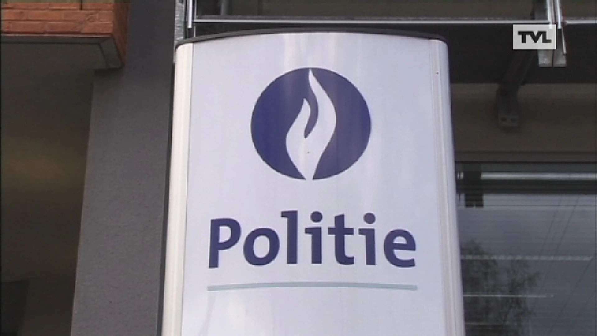 Lummen: achtervolgde chauffeur gooit granaat op combi