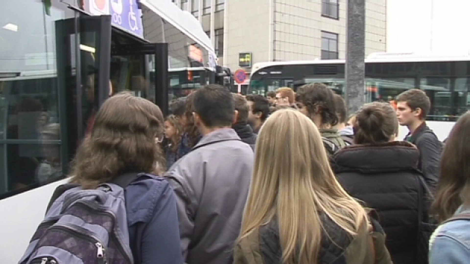 Studenten willen meer bussen naar campus