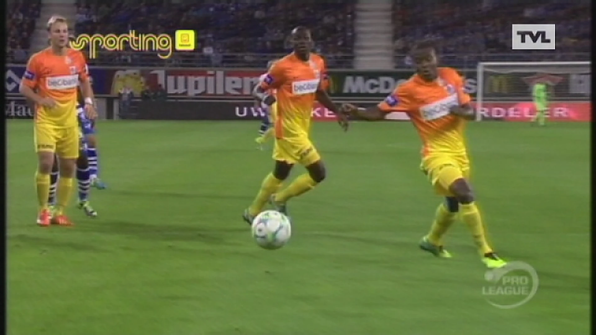 Racing Genk gaat met 1-2 winnen op Gent