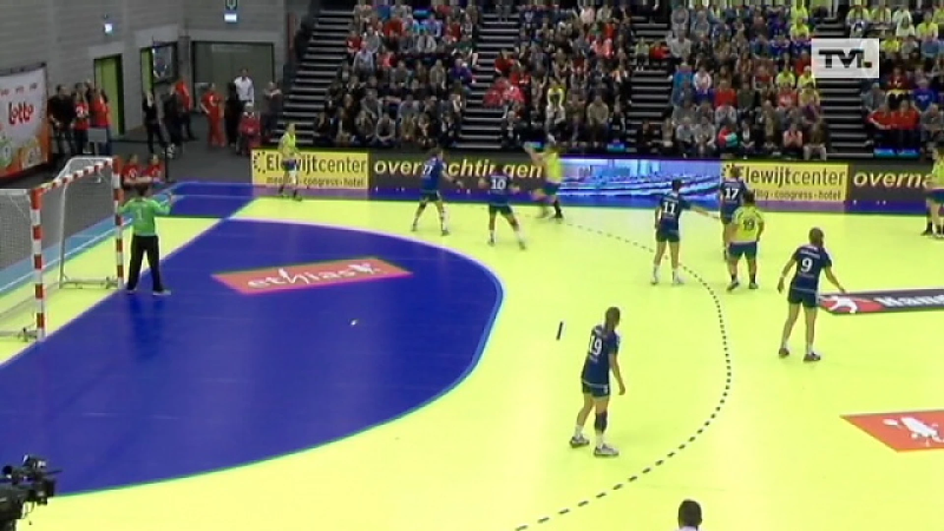 Limburgs getint Wezet pakt handbalbeker bij de dames