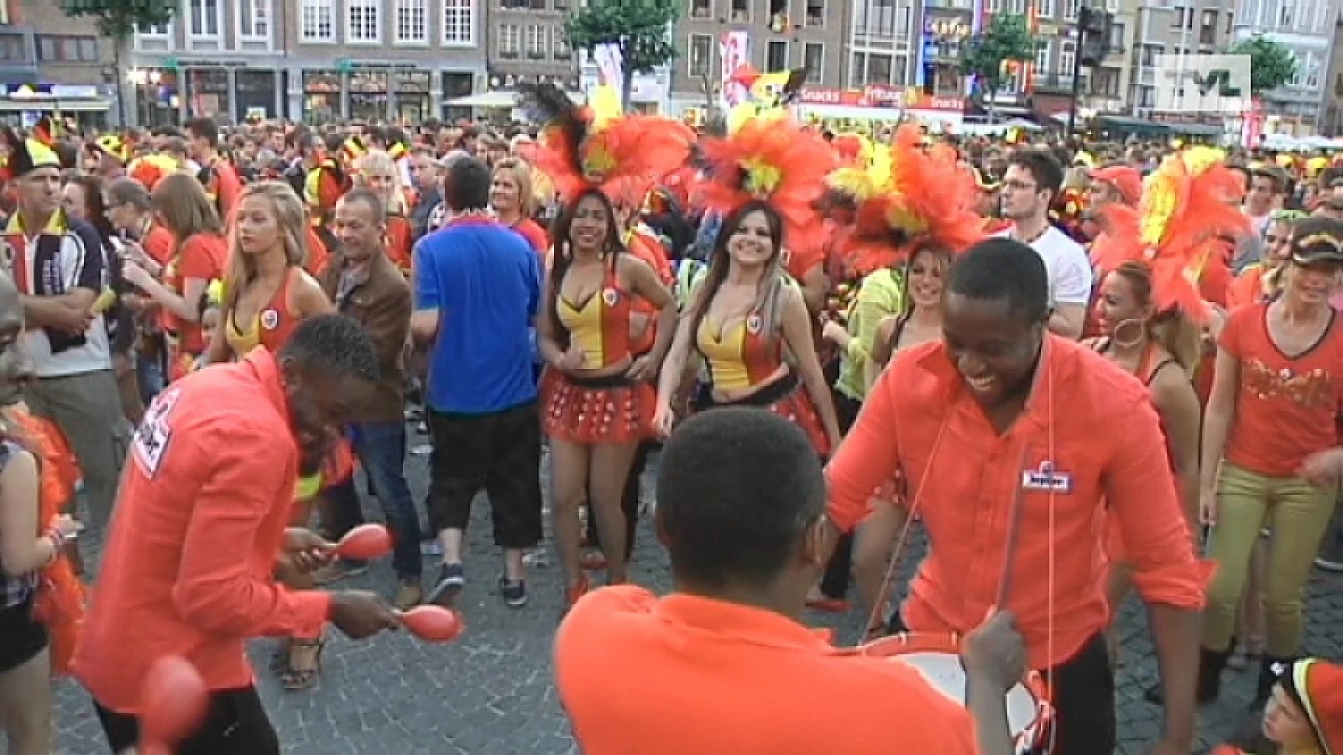Grote Markt Sint-Truiden schreeuwt Rode Duivels naar kwartfinale