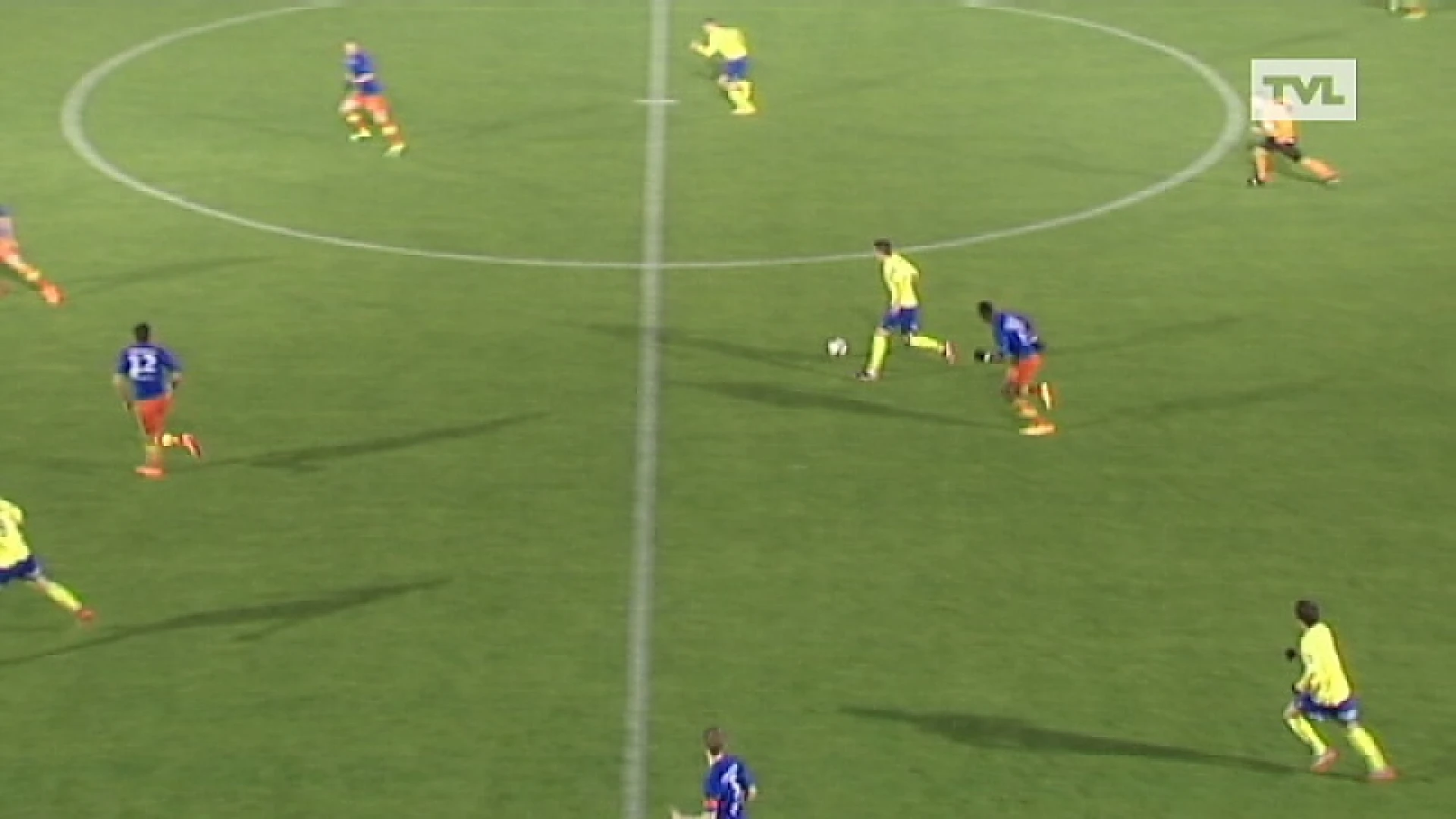 STVV alleen op kop na knap hoekschopdoelpunt Hendrickx