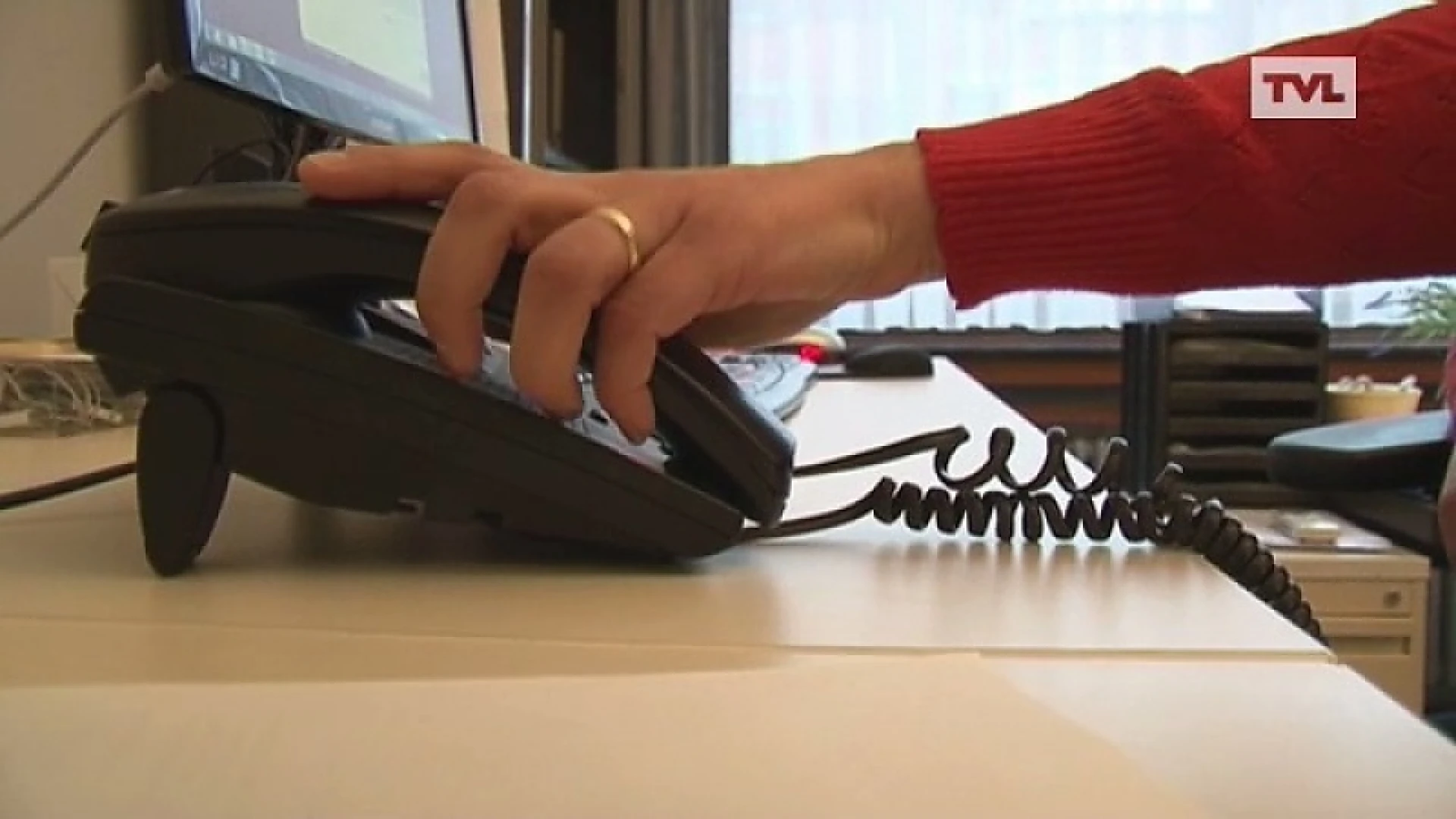 Vrijwilligers Tele-Onthaal bieden luisterend oor in eenzame kerstdagen