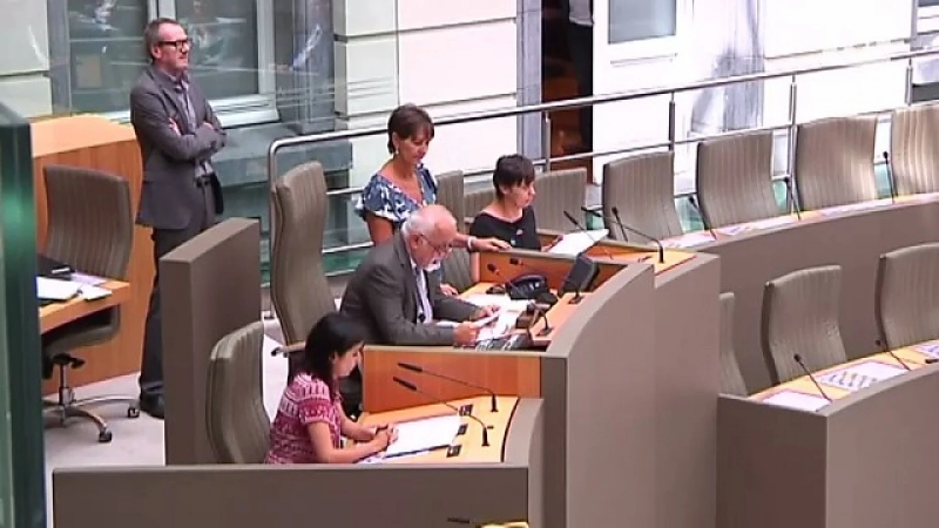 Vlaamse parlementsleden minder vakantie van voorzitter Jan Peumans