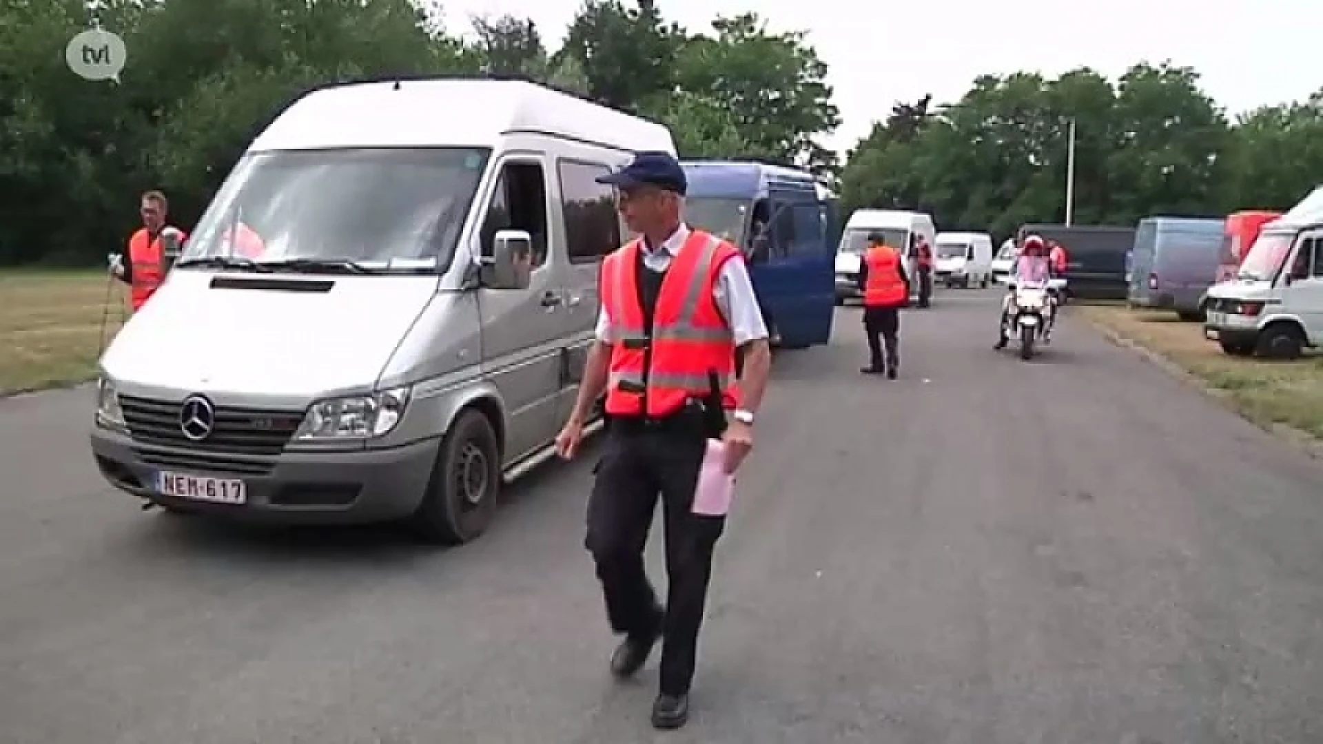 Grootscheepse controles op multiculturele markt in Heusden-Zolder