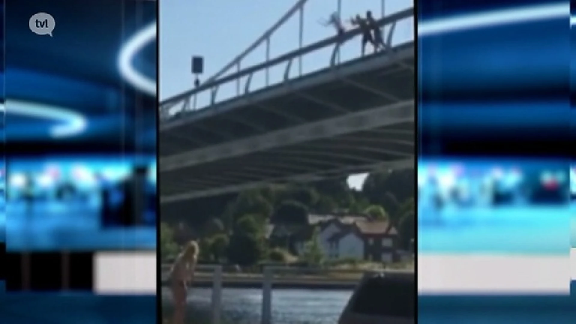 Hoofdafbeelding voor artikel Jongeman die niet kan zwemmen…