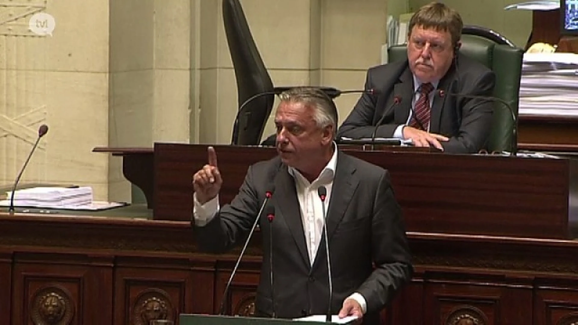 Regering en parlement kunnen met vakantie