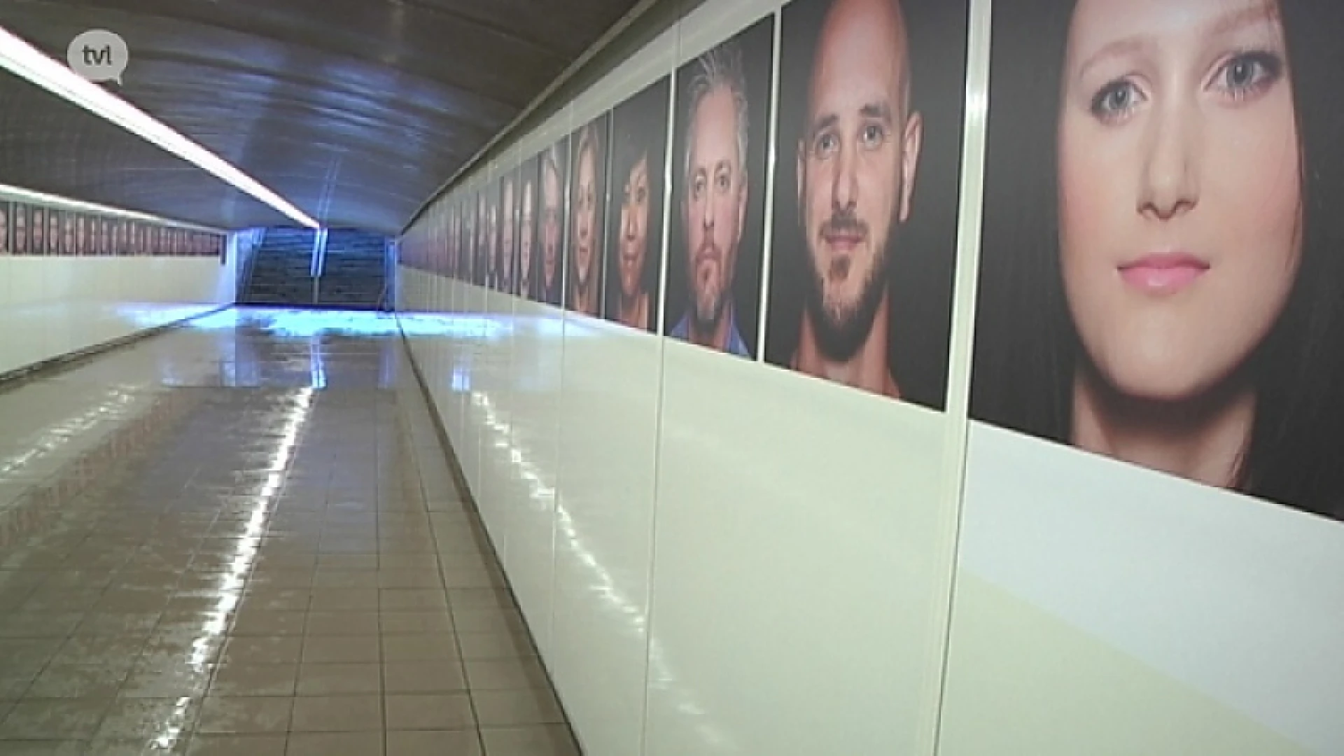 Doorsnee Genkenaren sieren voetgangerstunnel