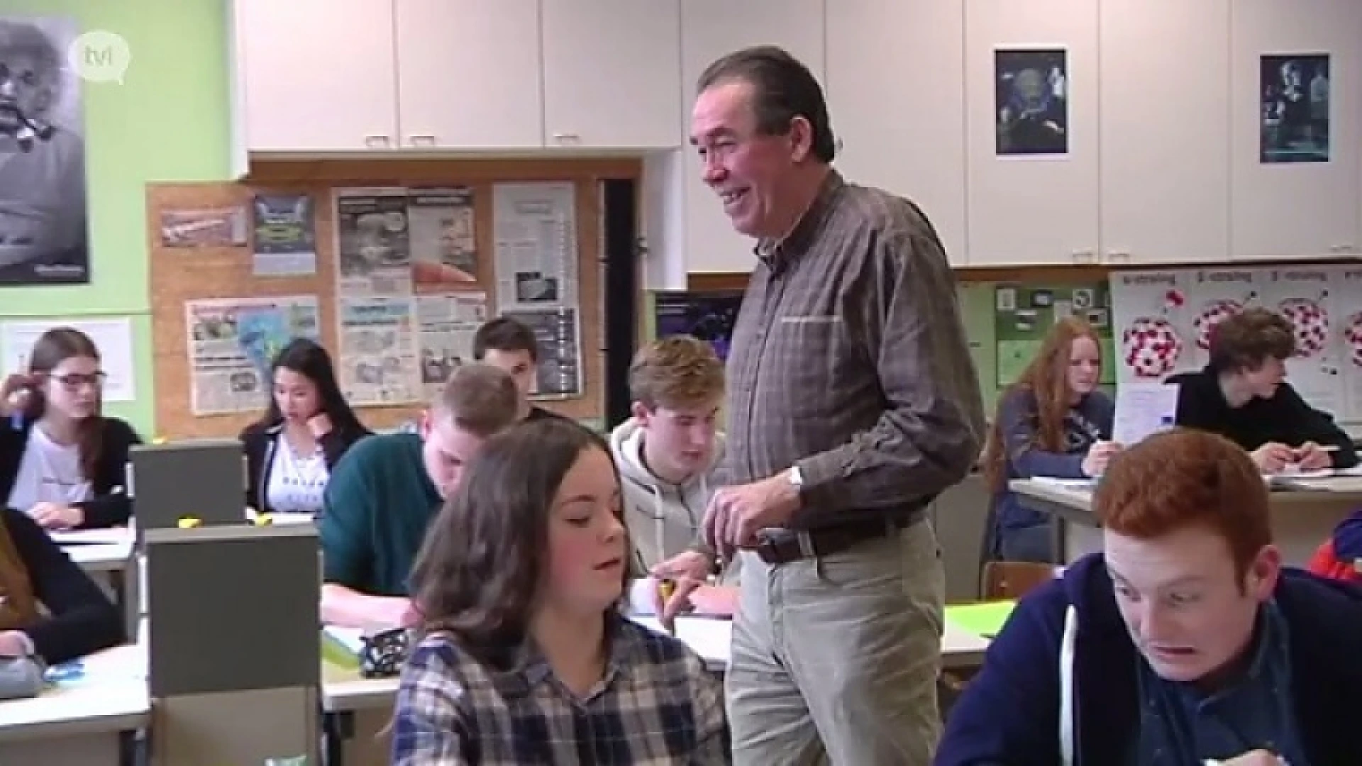 Steeds meer gepensioneerde leerkrachten opnieuw voor de klas