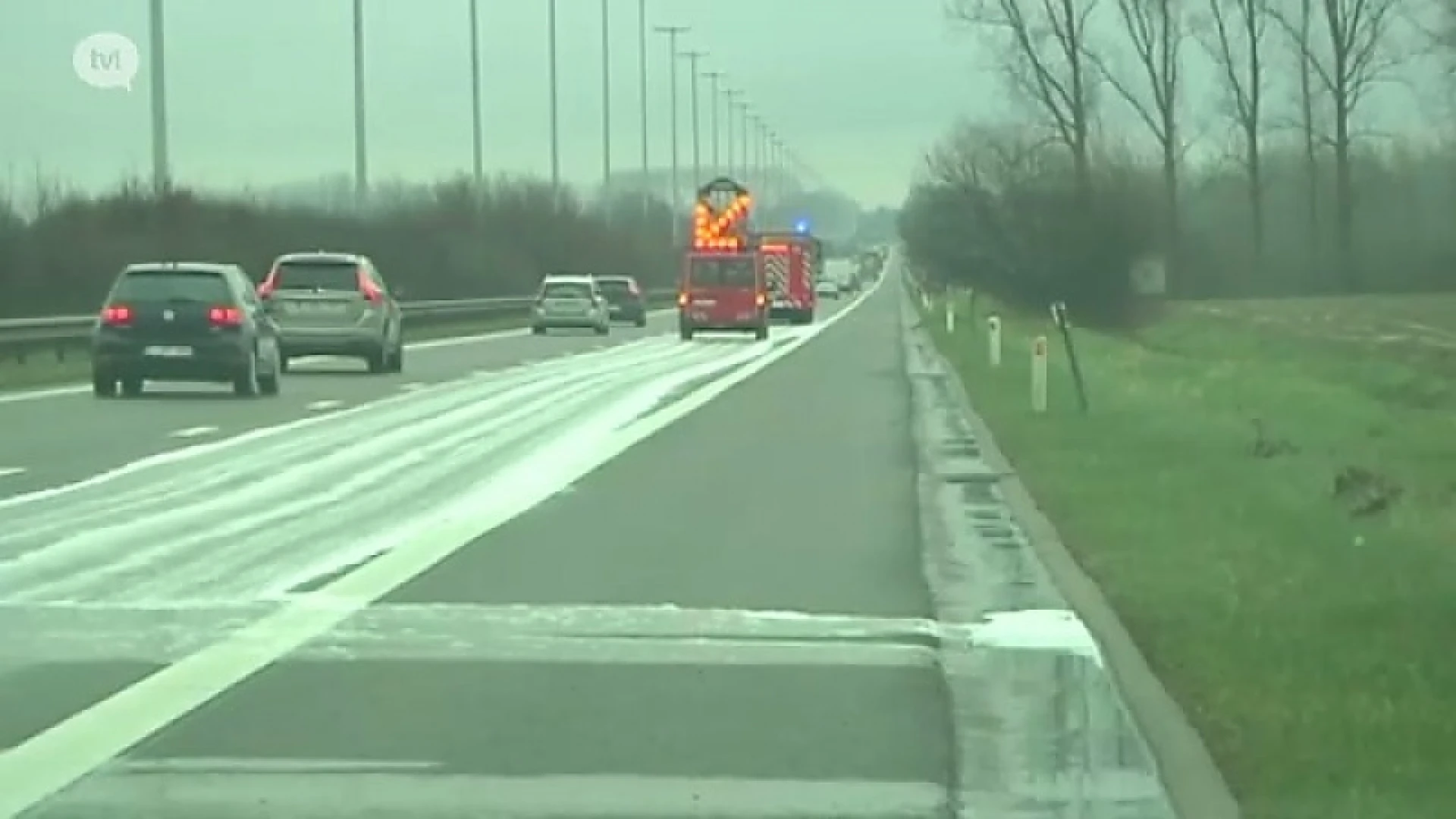 Oliespoor op E313 van Diepenbeek tot Riemst
