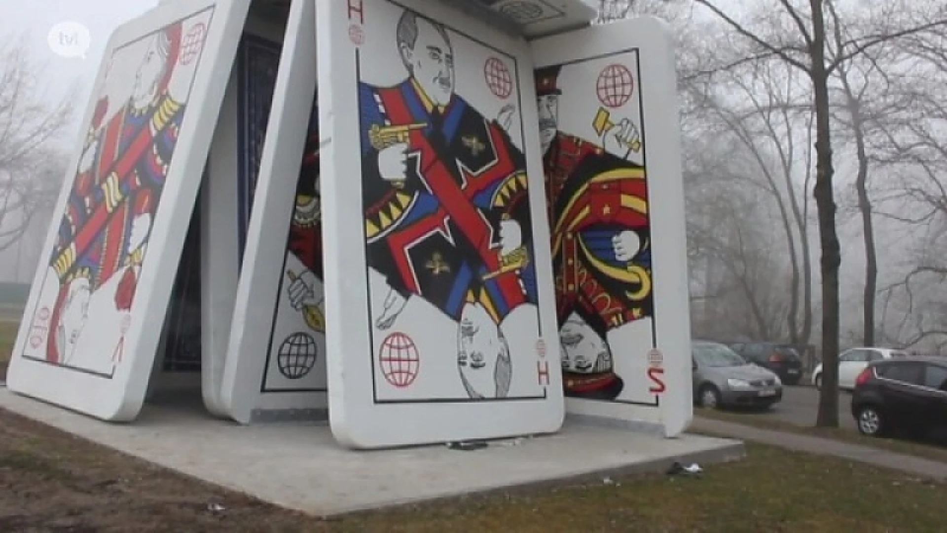 Onbekenden pakken omstreden Hitlerkunstwerk in Sint-Truiden weer uit