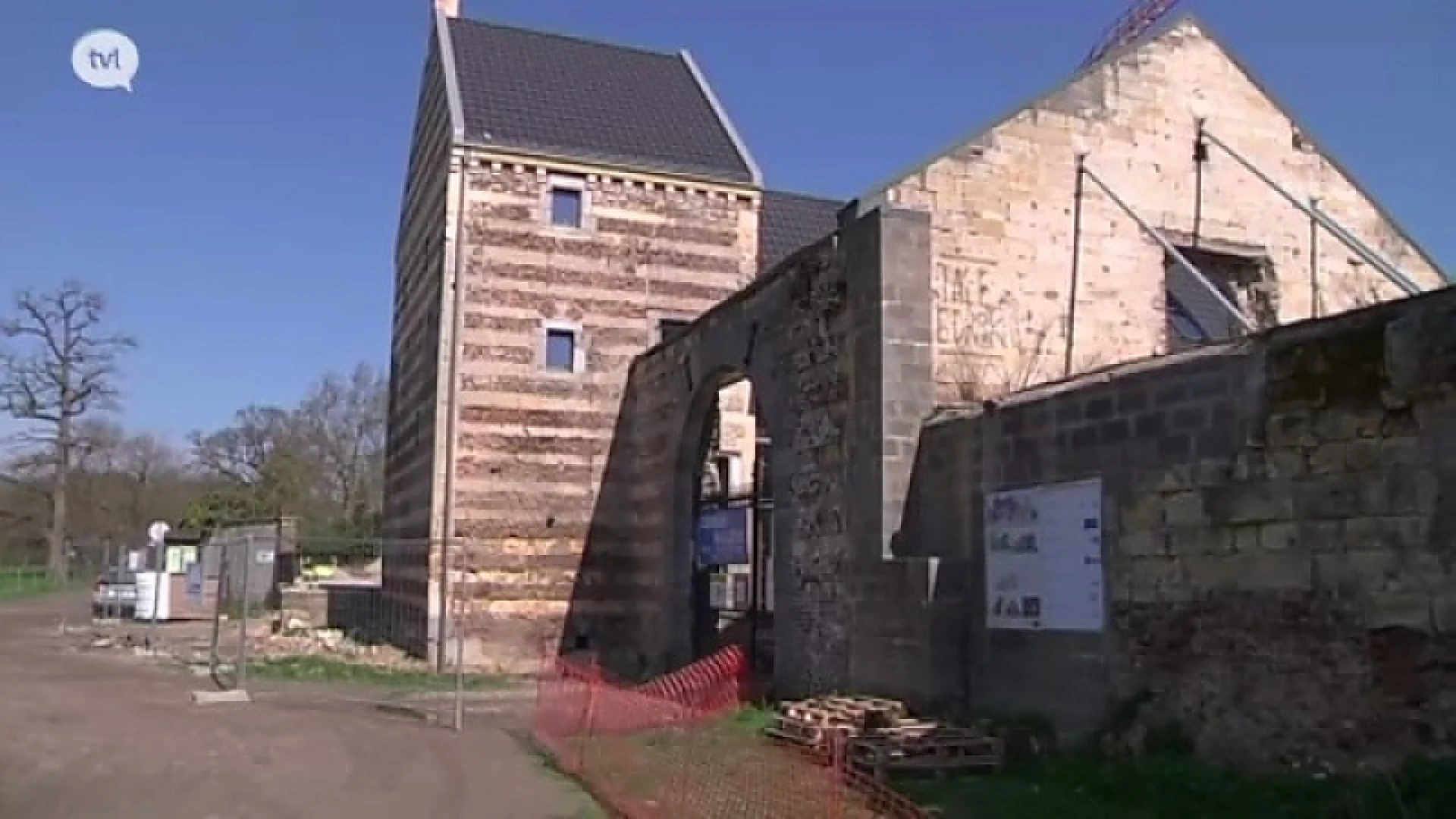 Uitgebrande Hoeve Caestert stilaan weer opgebouwd