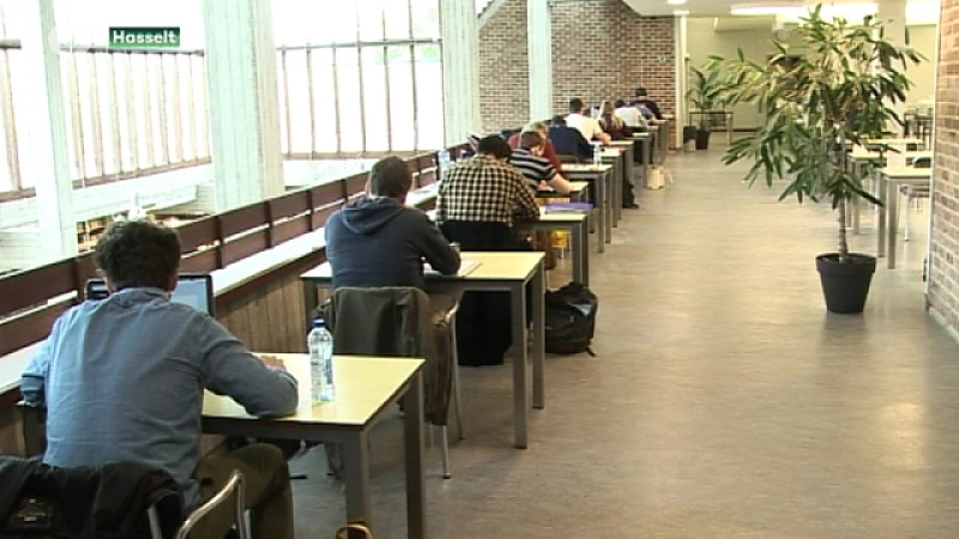 Steeds meer studenten nemen pepmiddelen om de blok door te komen