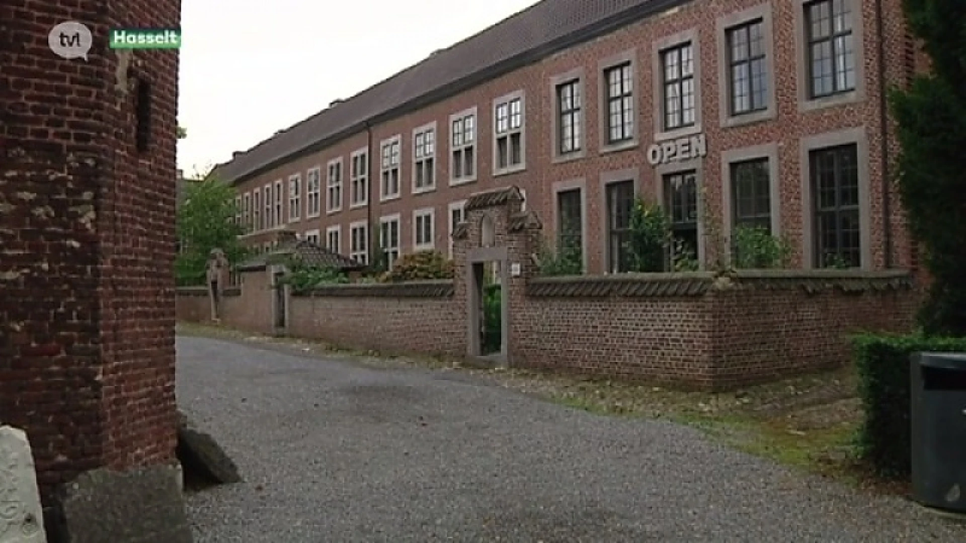 Provincie verkoopt huisjes Begijnhof in Hasselt