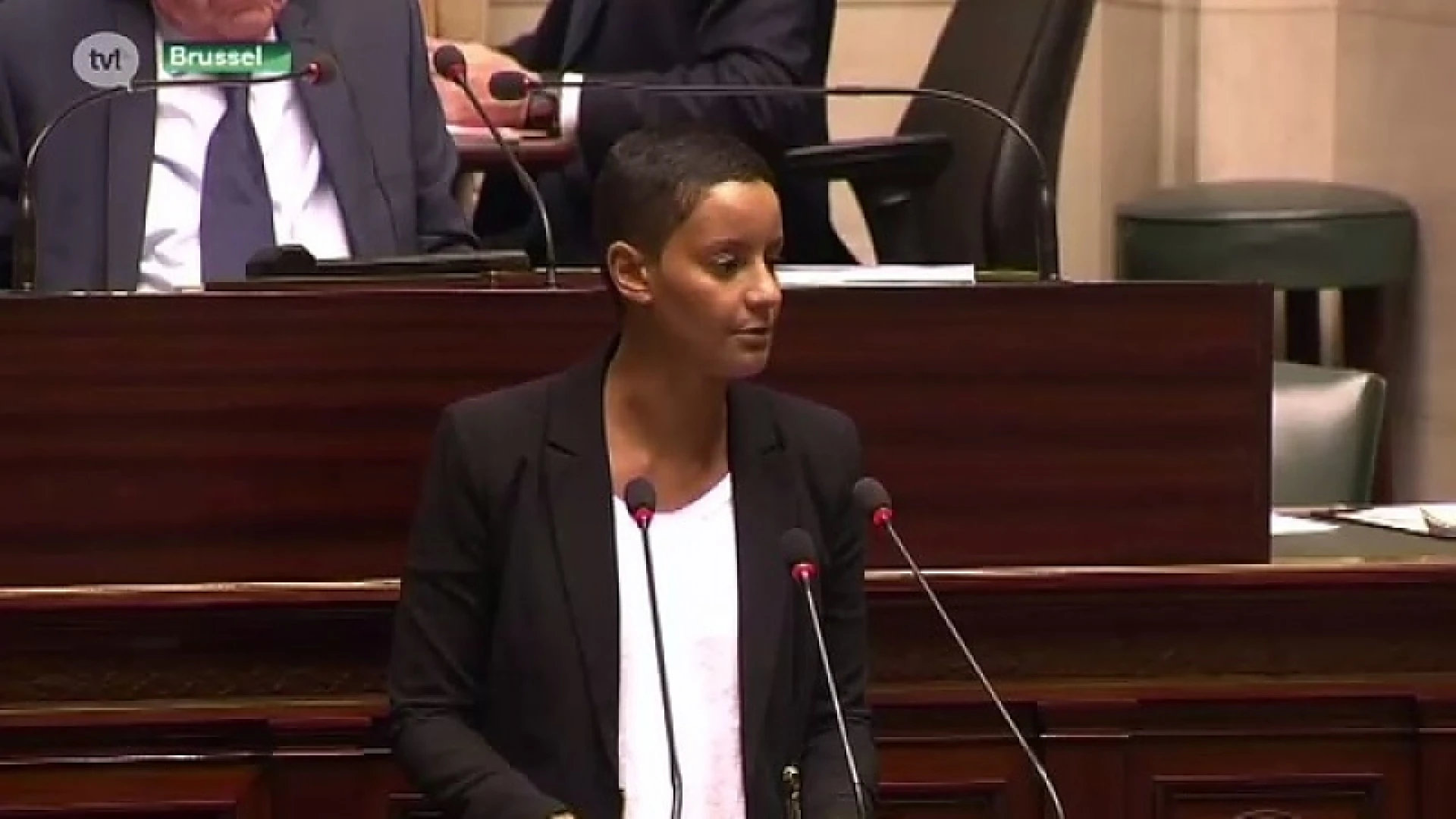 Kitir: "Premier laat iedereen in de steek"