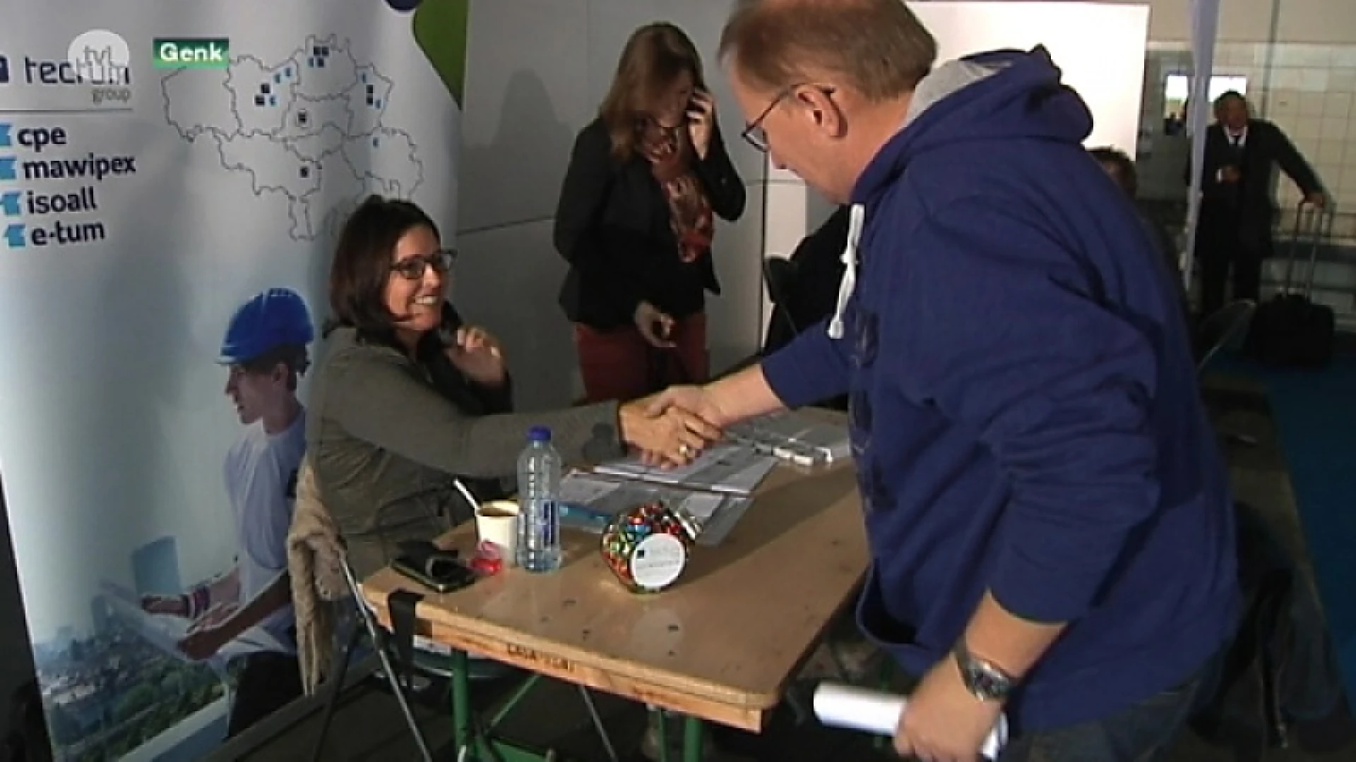 Jobbeurs in gebouwen Ford Genk
