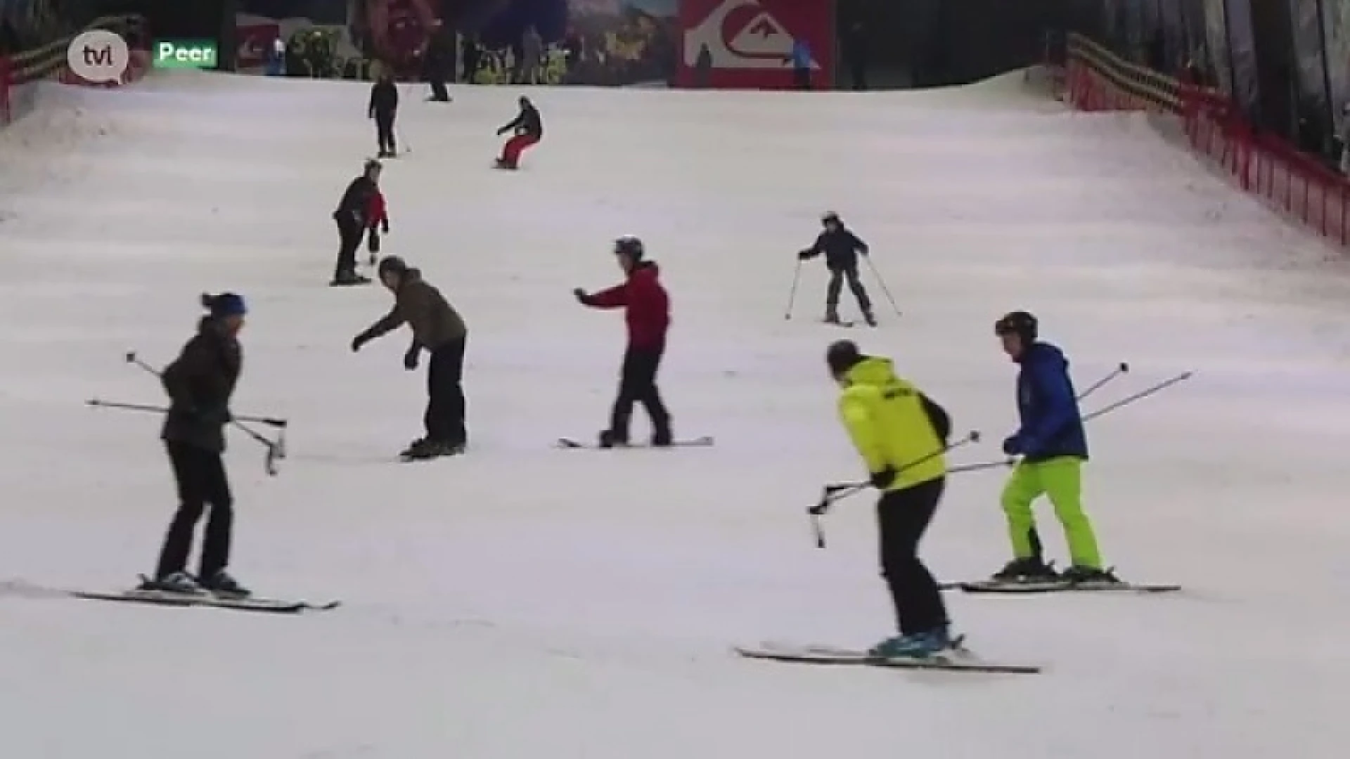 Overrompeling in Snow Valley in Peer: iedereen wil nog snel oefenen voor skivakantie
