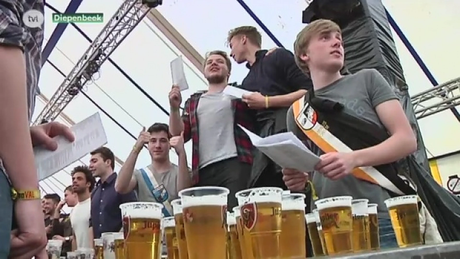 UHasselt leidt feestbegeleiders op om studentenoverlast tegen te gaan