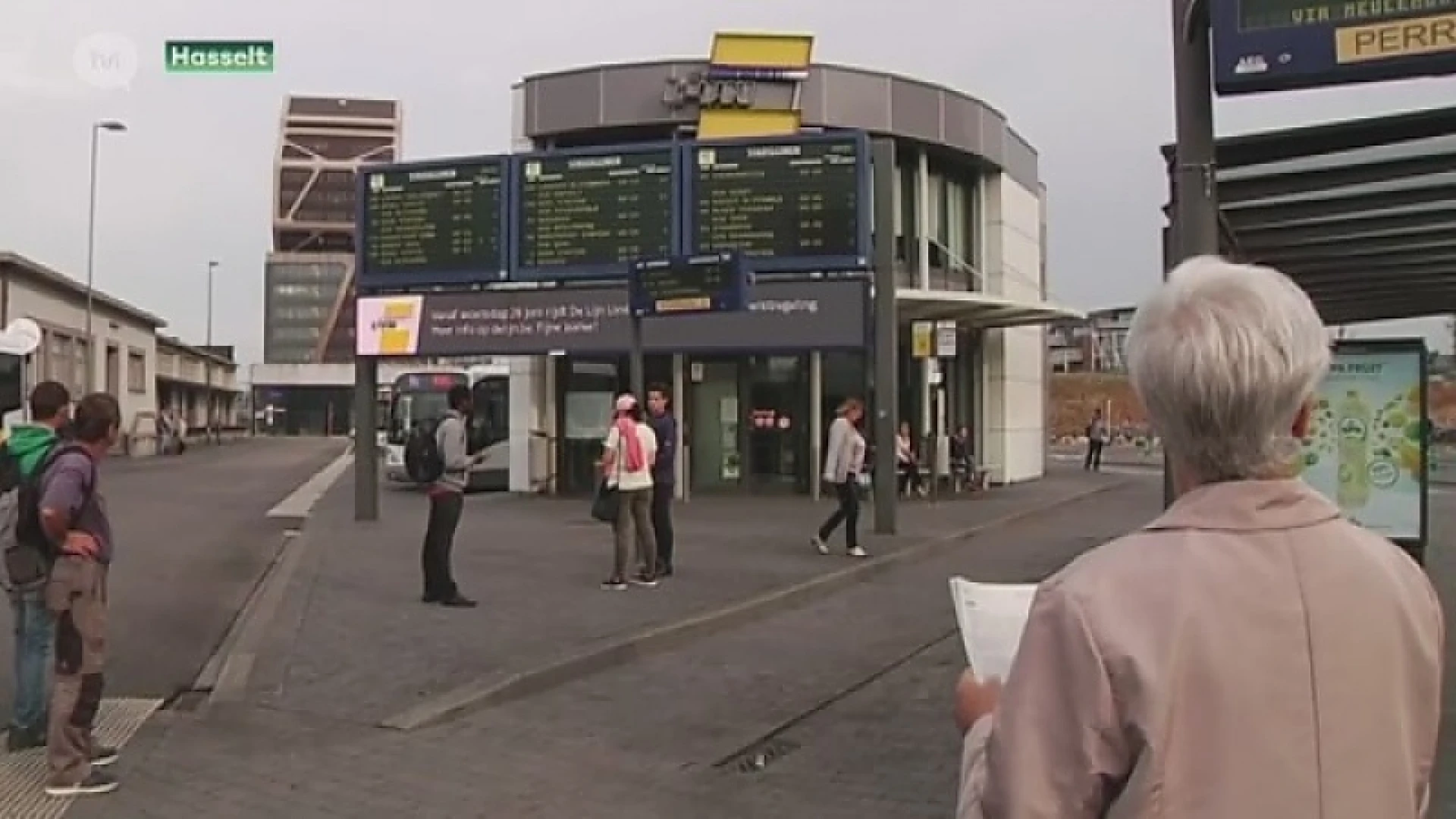 Stakende chauffeurs pikken nieuw uurrooster niet: "6 uur rijden zonder plas- of eetpauze?"