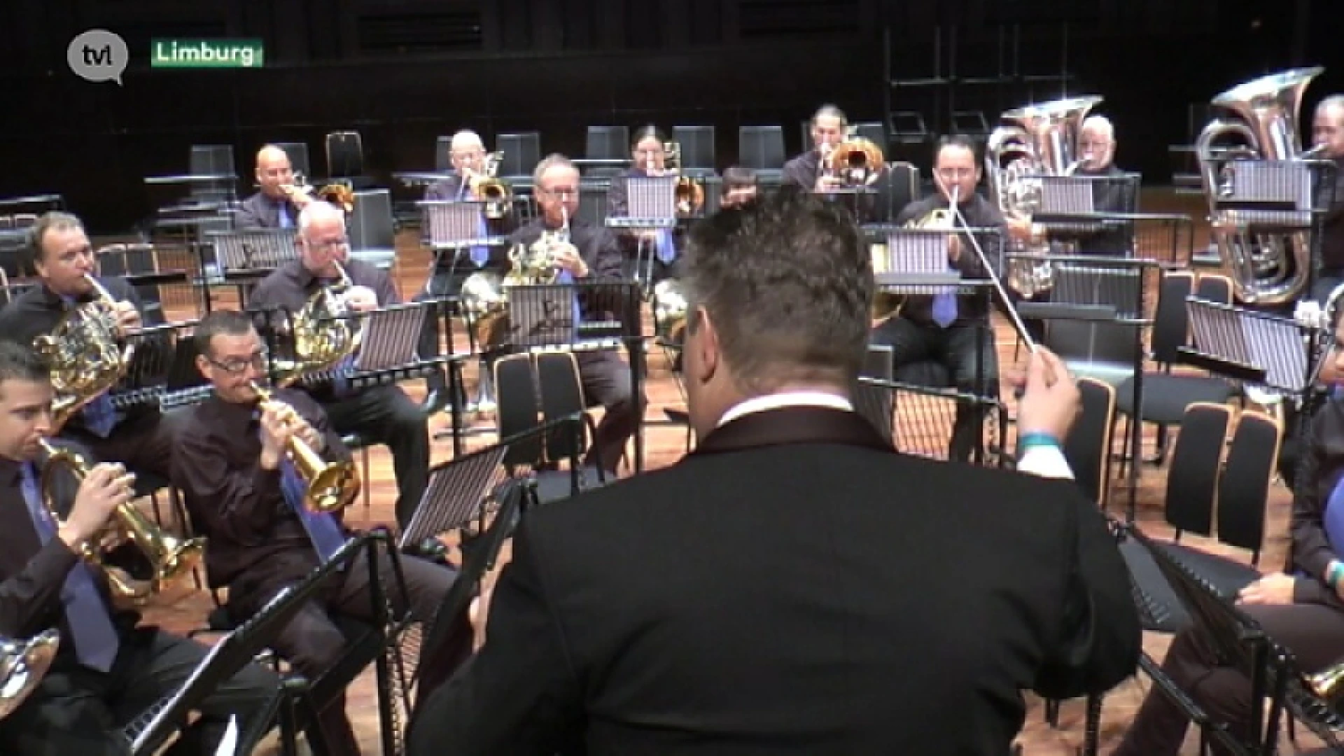 Fanfare Kempenbloei uit Achel & Harmonie Volksgalm uit Riemst zijn wereldkampioen