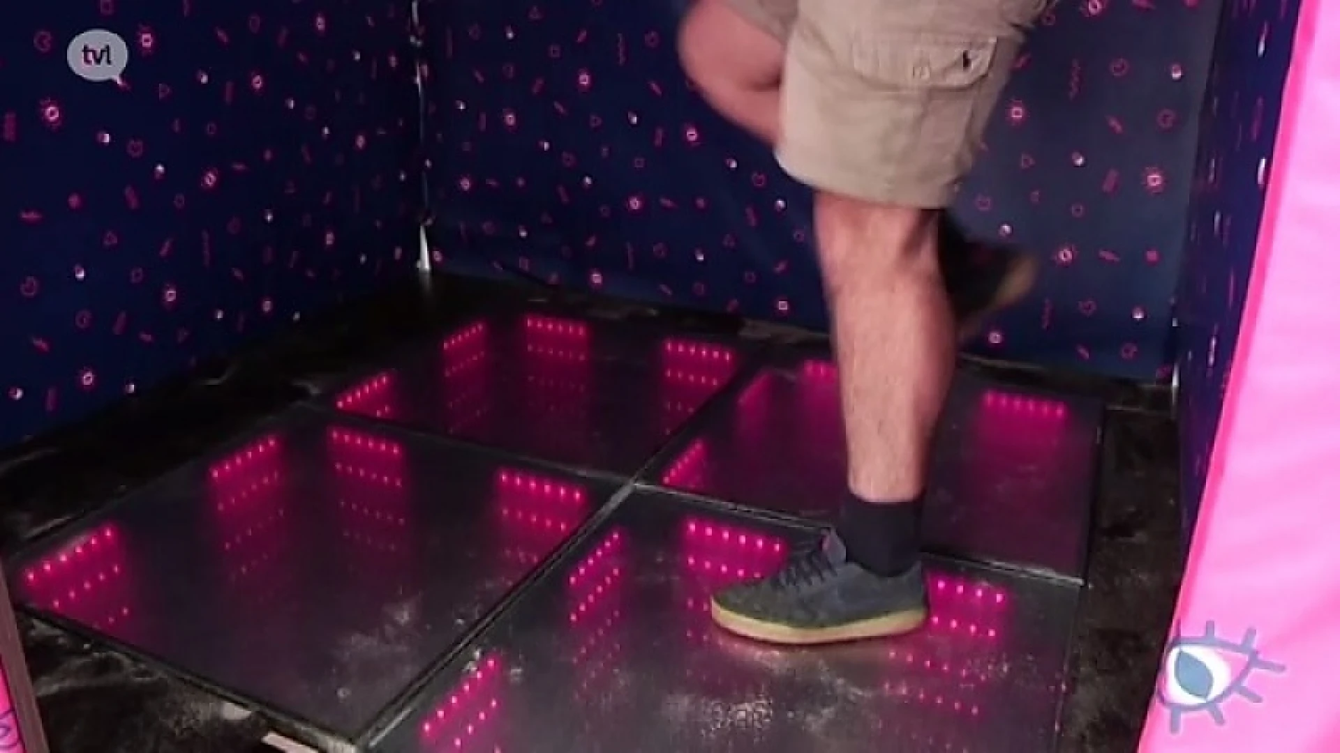 Bij de UCLL-stand op Pukkelpop kan je dansen om energie op te wekken