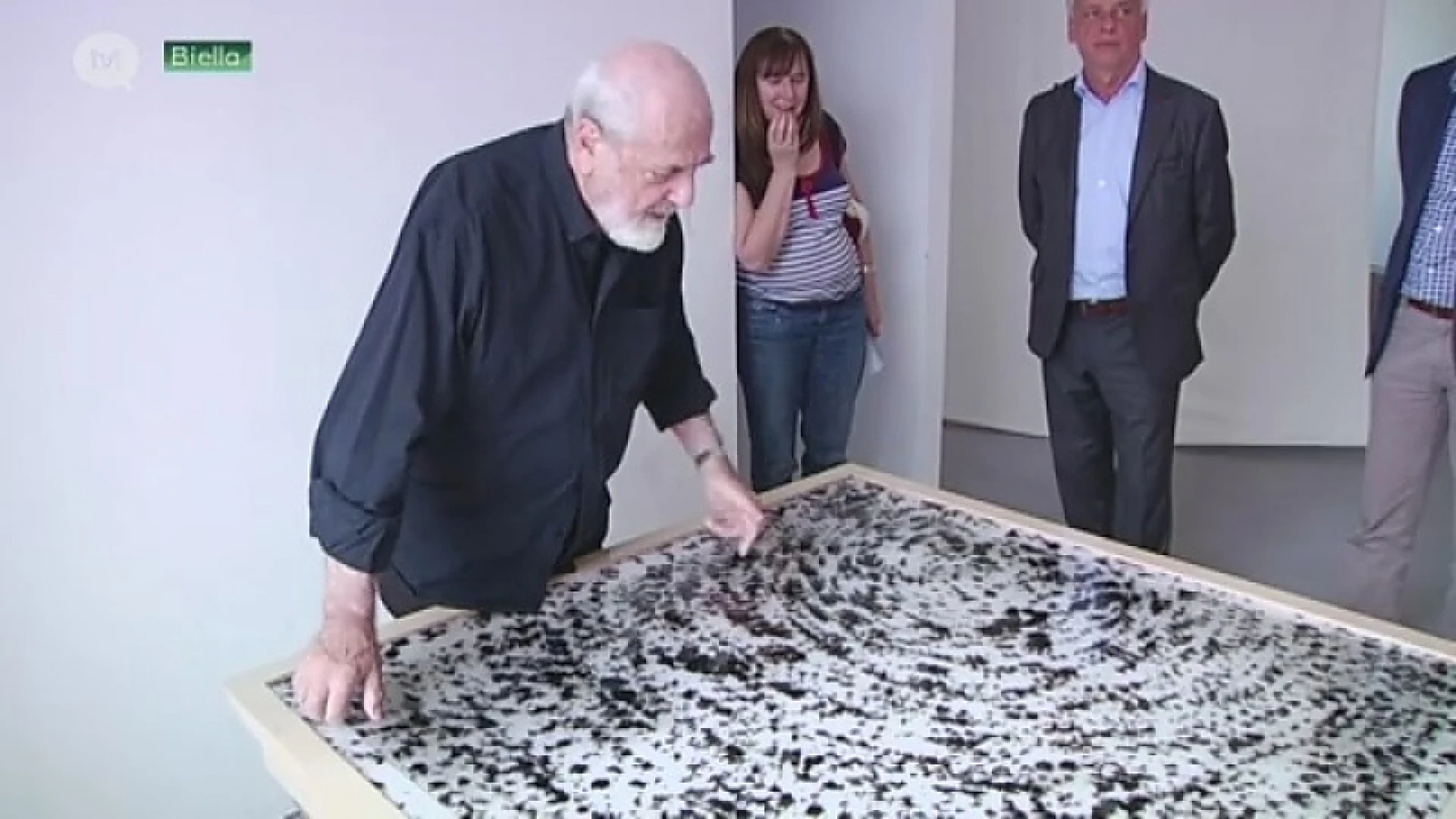 Wereldvermaarde kunstenaar Pistoletto komt naar Tongeren. Wij kregen een rondleiding in zijn atelier in Italië