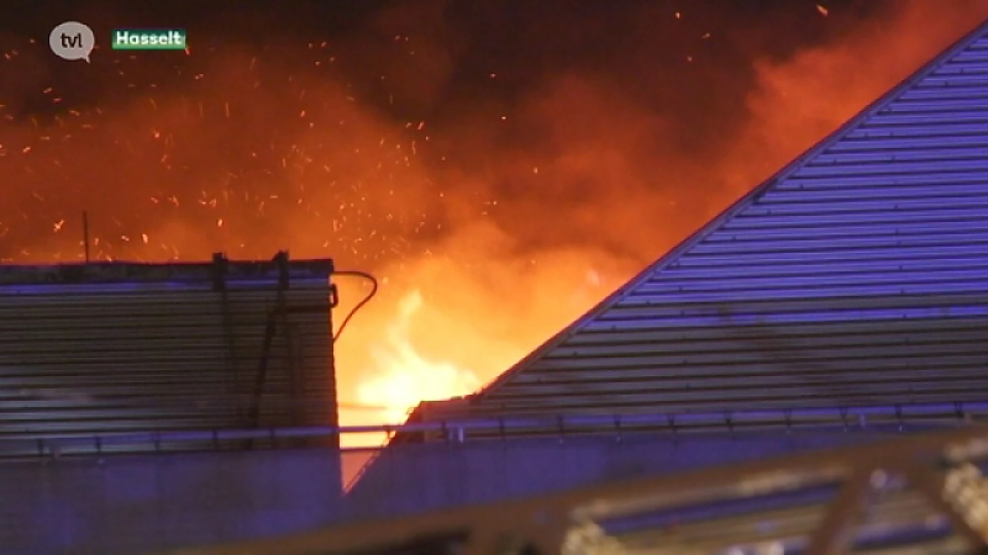 Speciale firma begonnen met poetswerken na asbestbrand Hasselt