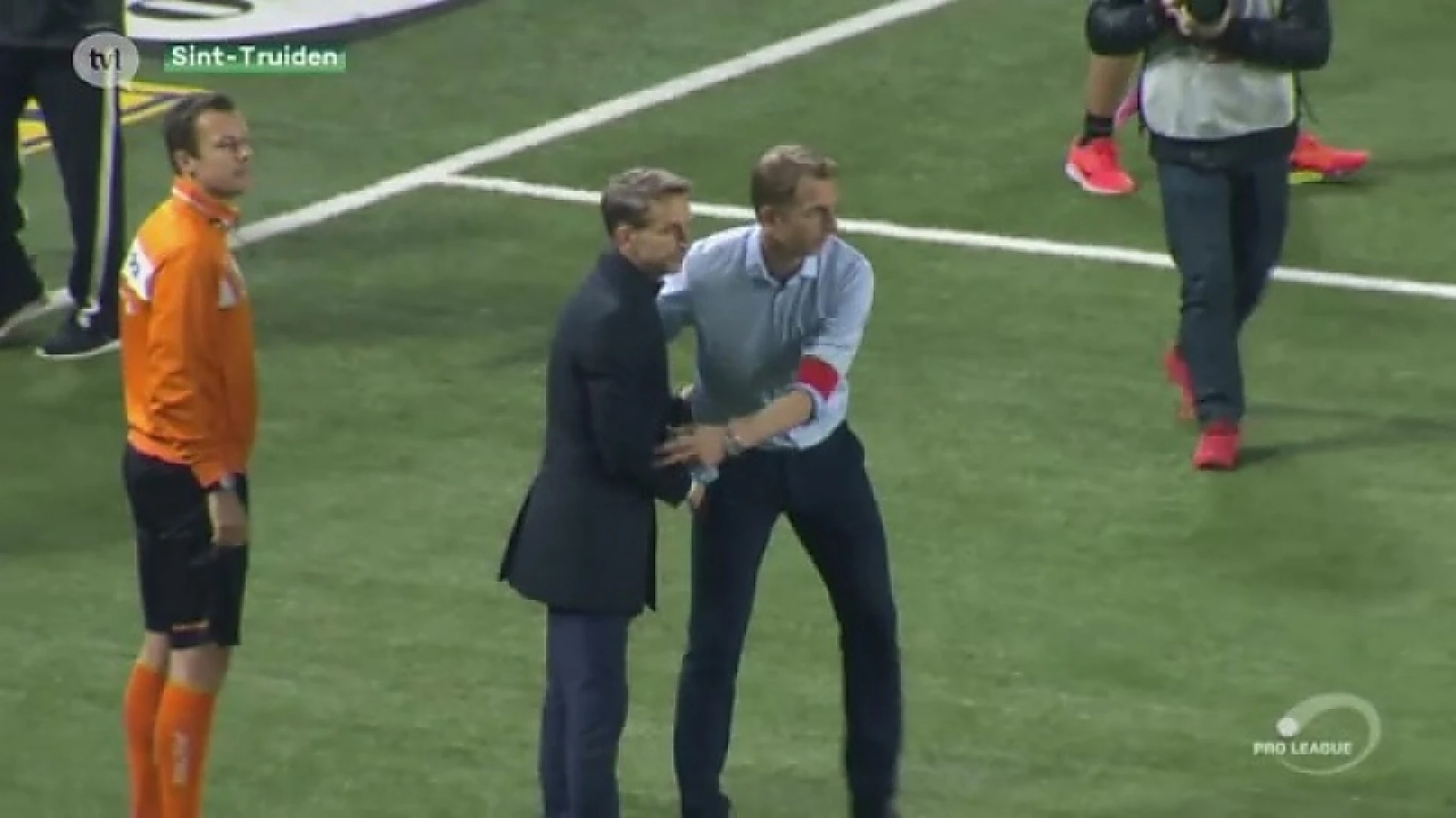 Jonas De Roeck (STVV): "De Smurfentaart was wel lekker"