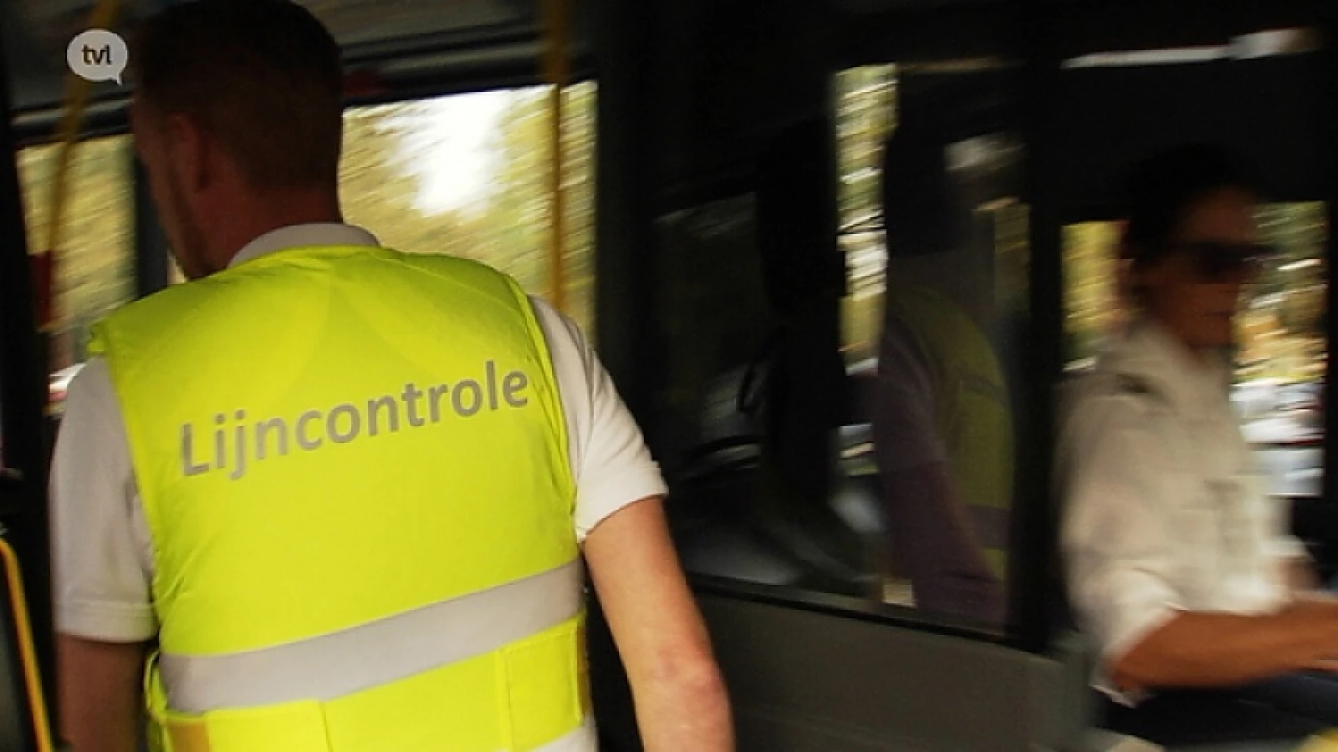 Op pad met de controleurs van de Lijn