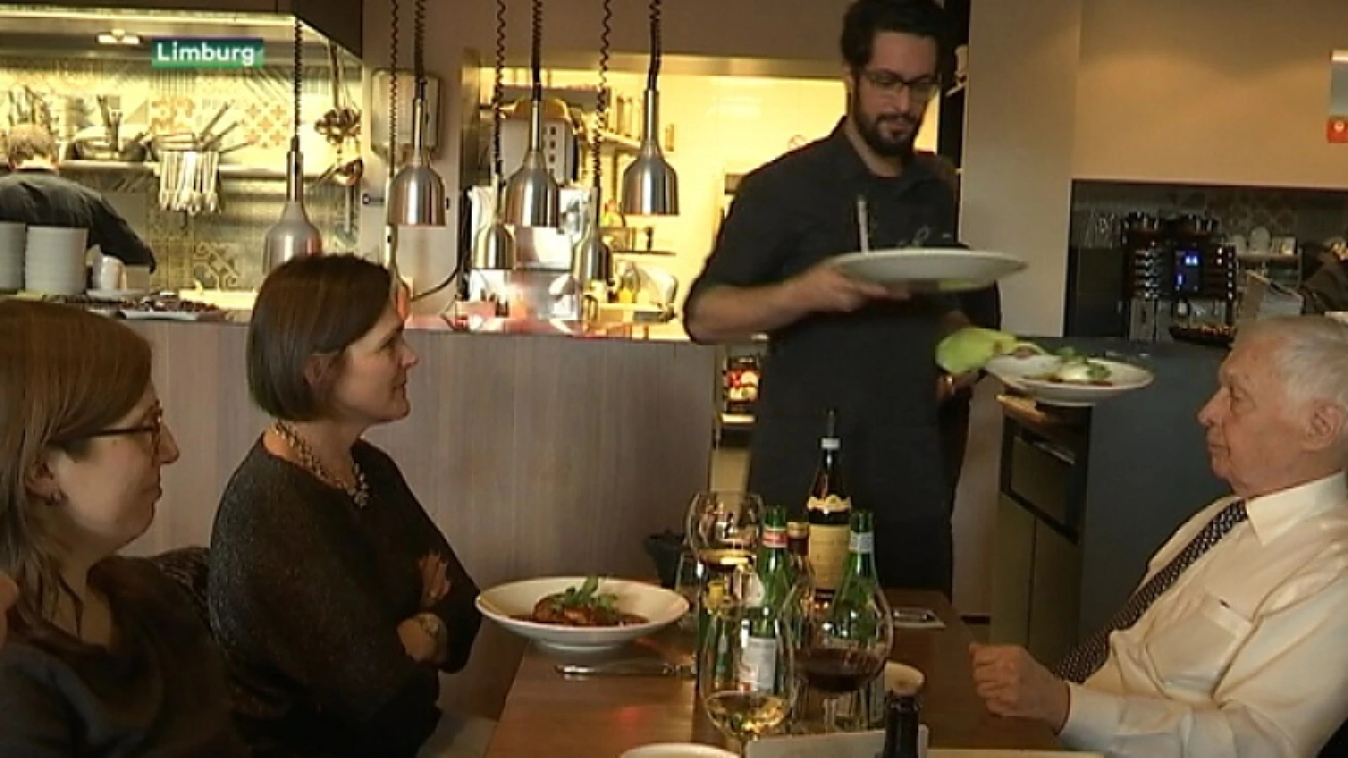 Op oudejaarsavond gaan we weer vaker op restaurant