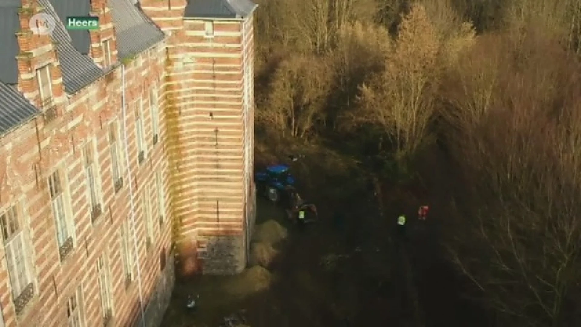 Vrijwilligers houden opruimactie aan kasteel Heers
