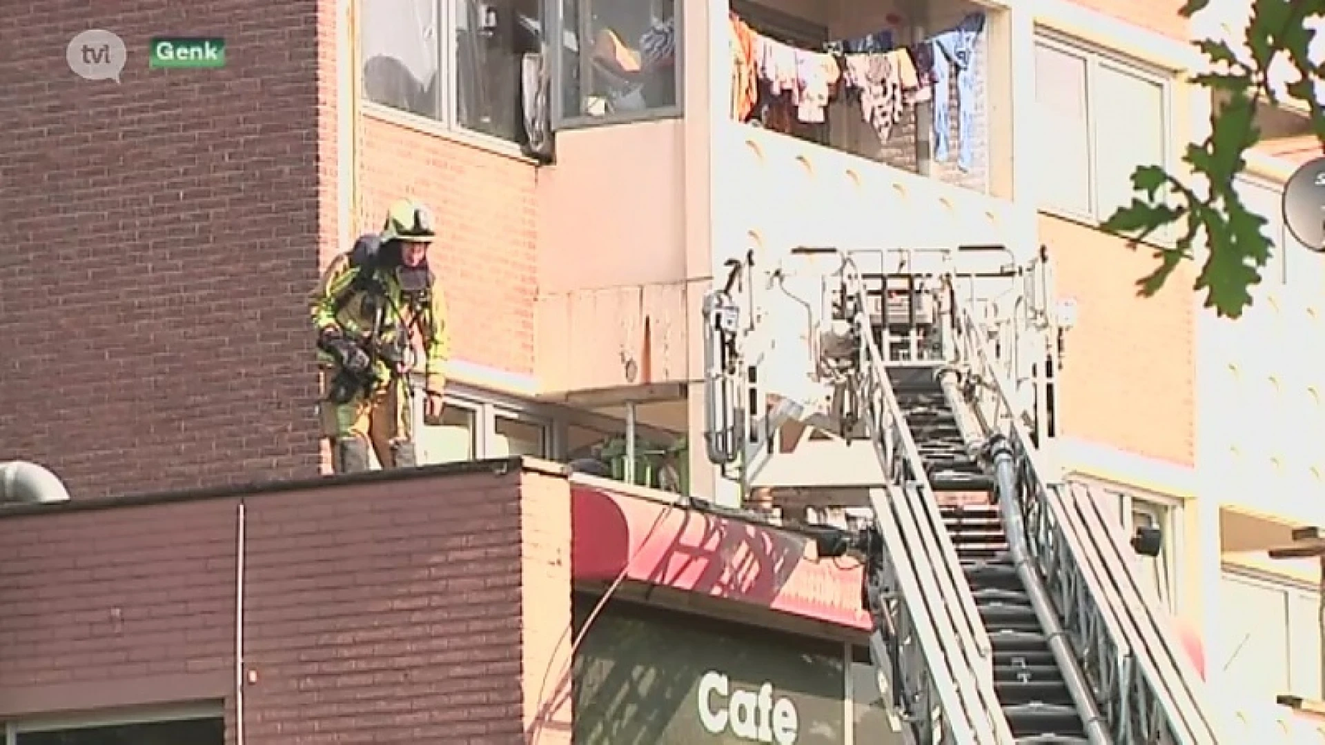 Zware brand vernielt café in Genk