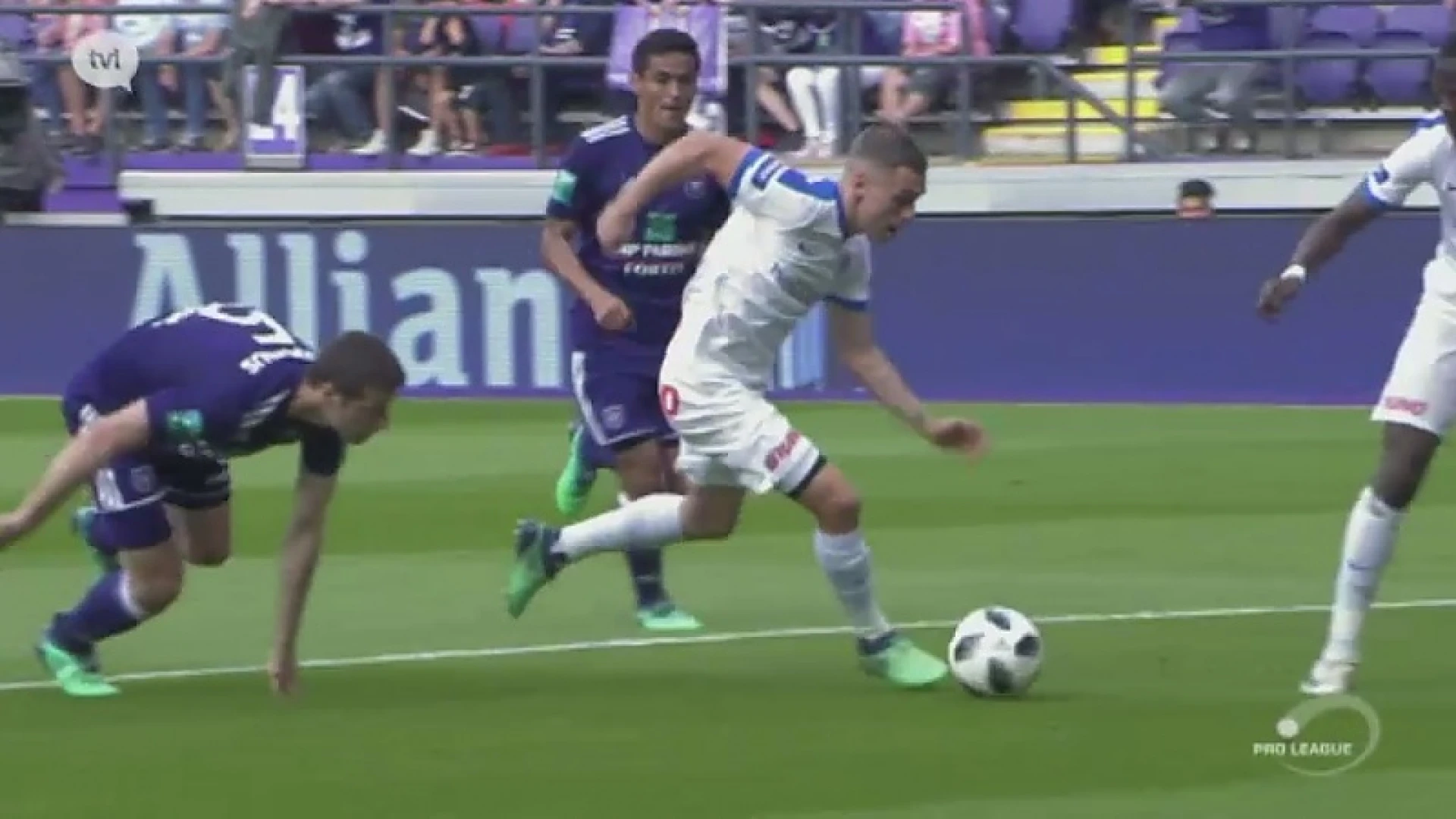 Racing Genk nog niet zeker van Europa na winst op Anderlecht