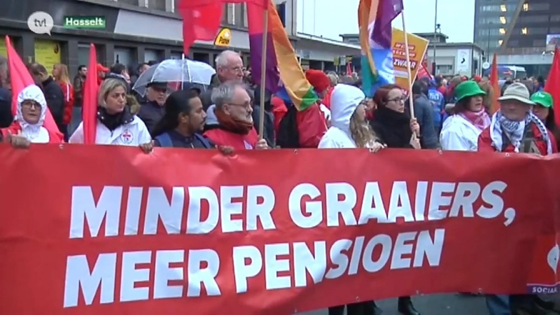 Vakbonden betogen in Hasselt tegen pensioenhervorming