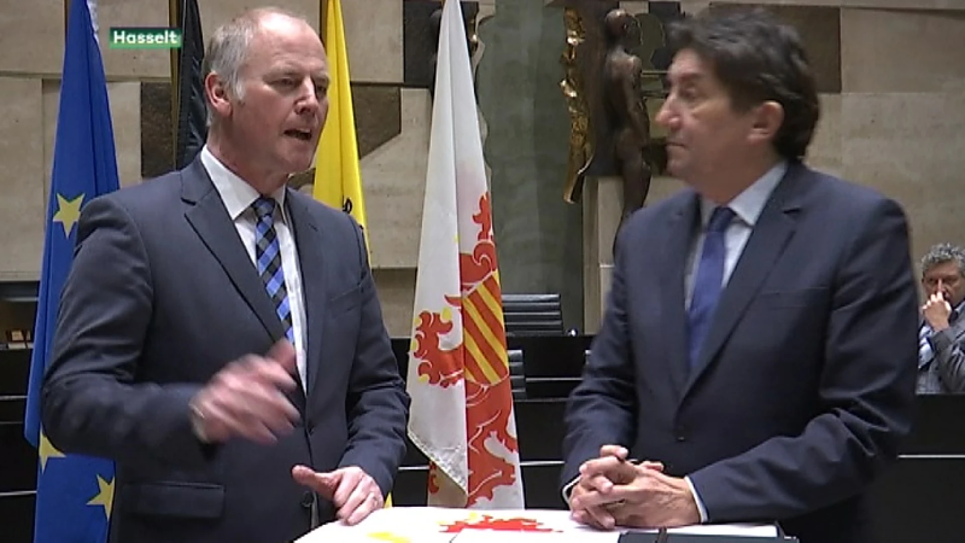 Eerste burgemeesters leggen eed af na gemeenteraadsverkiezingen