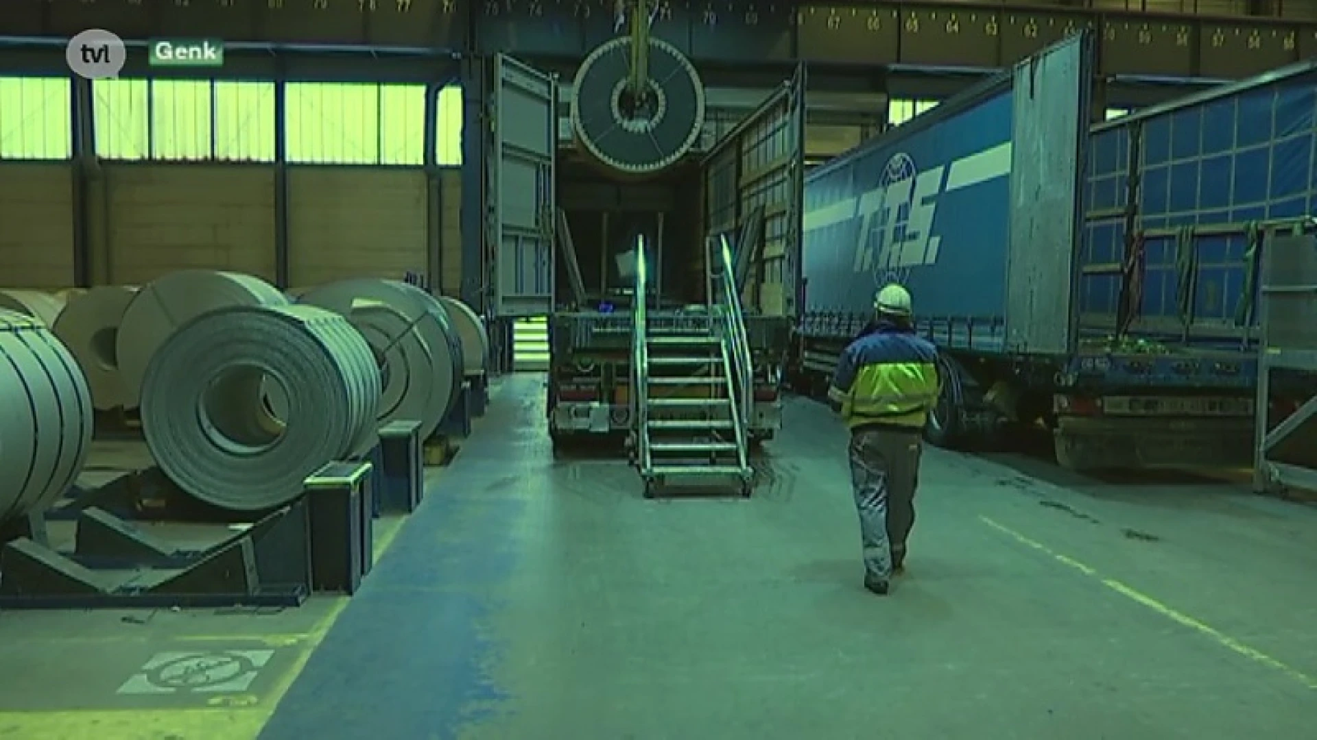 Aperam bevriest mega-investering in Genk