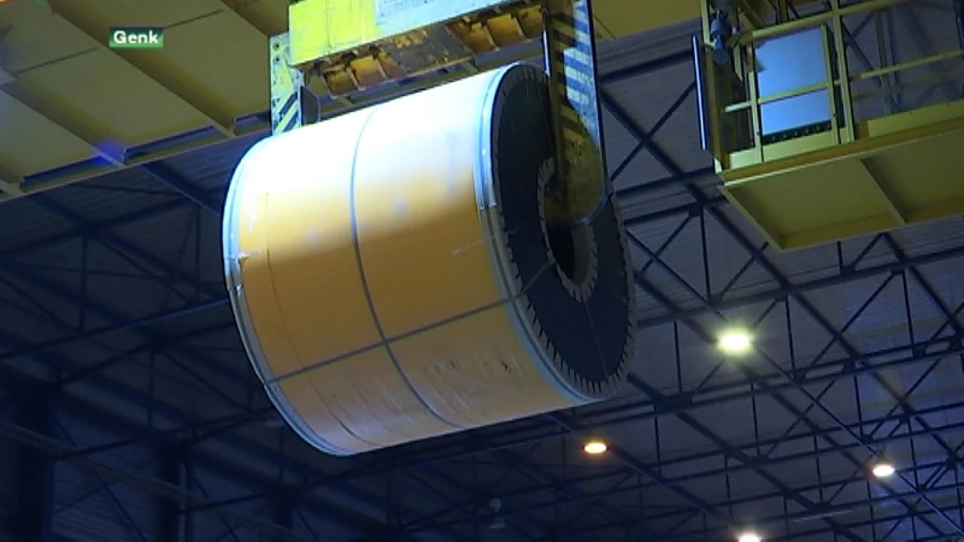 Aperam bevriest mega-investering in Genk