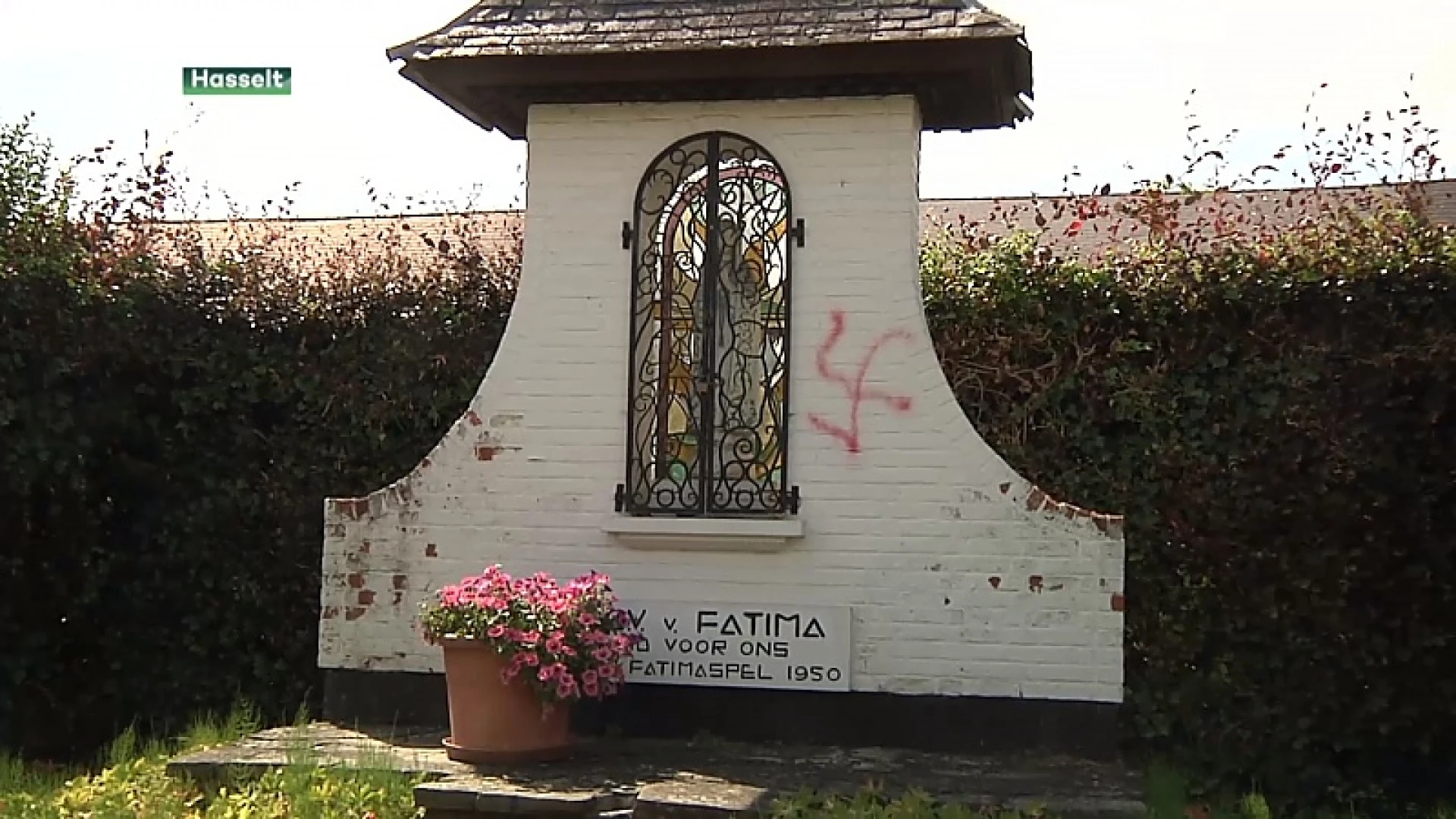 Politie klist vandalen die Kuringen besmeurden met hakenkruisen