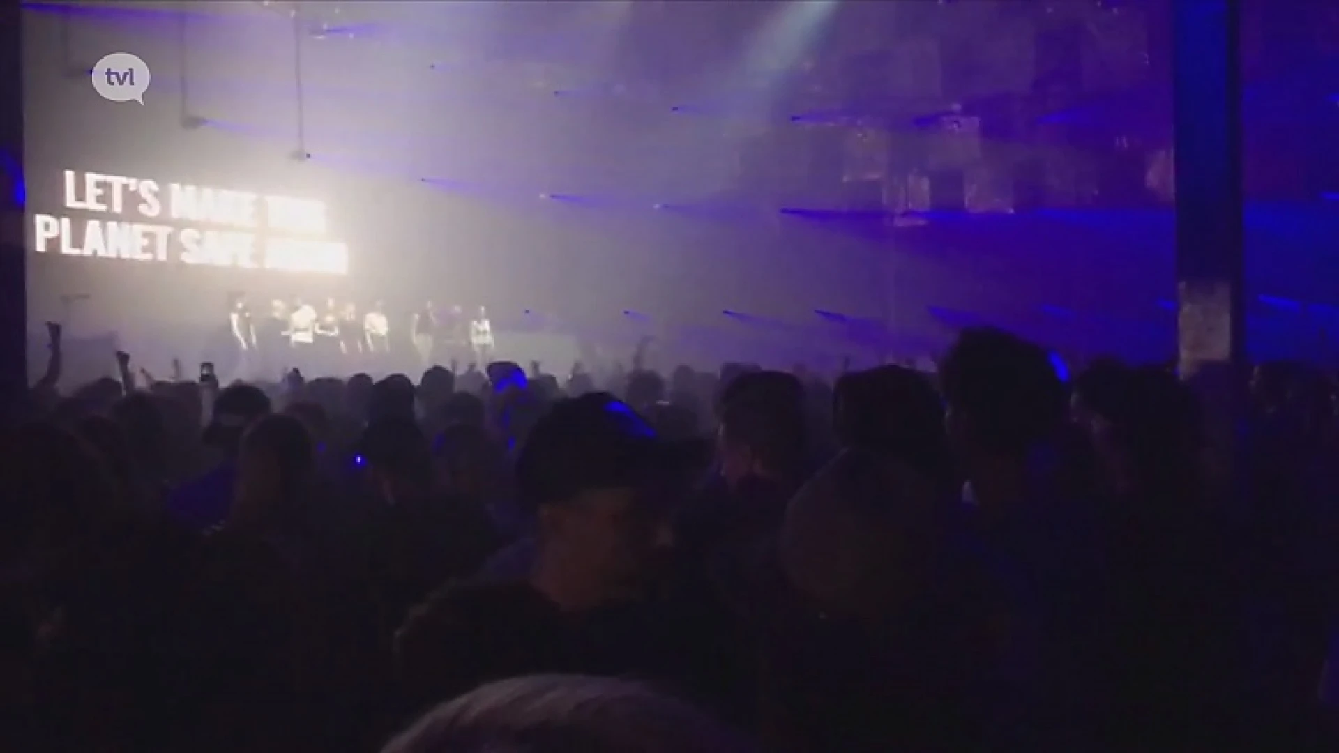 Anuna De Wever doet alsnog aangifte van bedreigingen op Pukkelpop