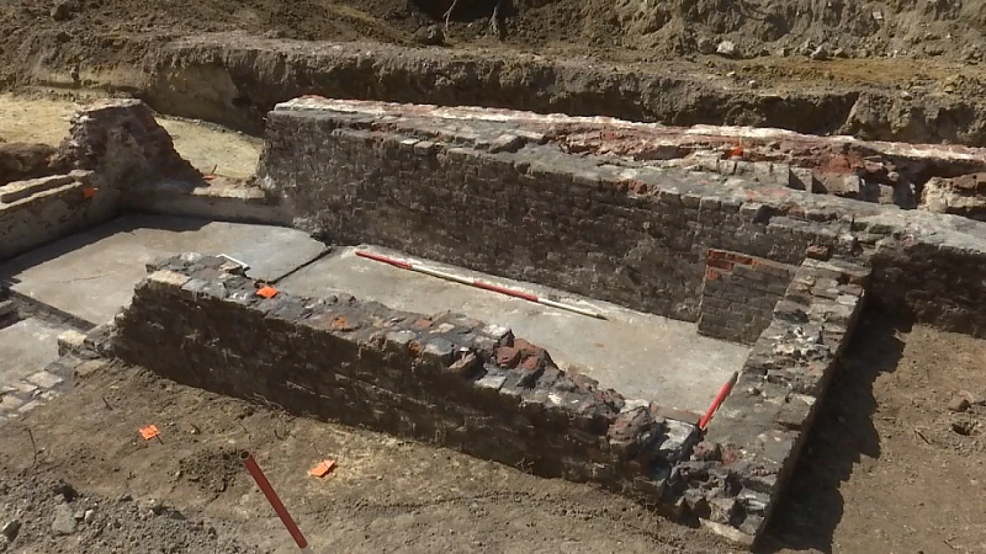 Oude kloostermuren Hasselt opgegraven