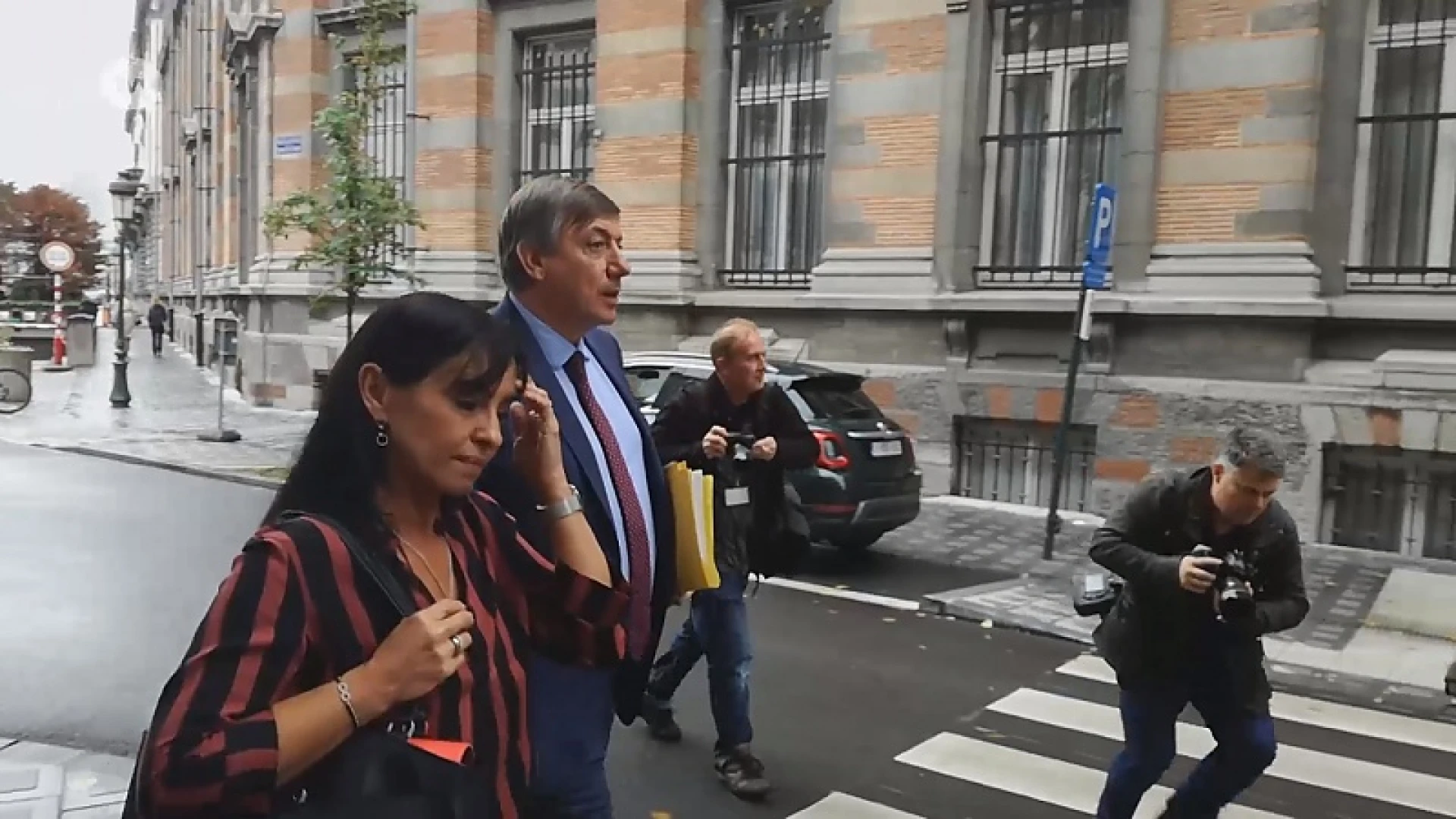Vlaams parlement ontruimd na bommelding