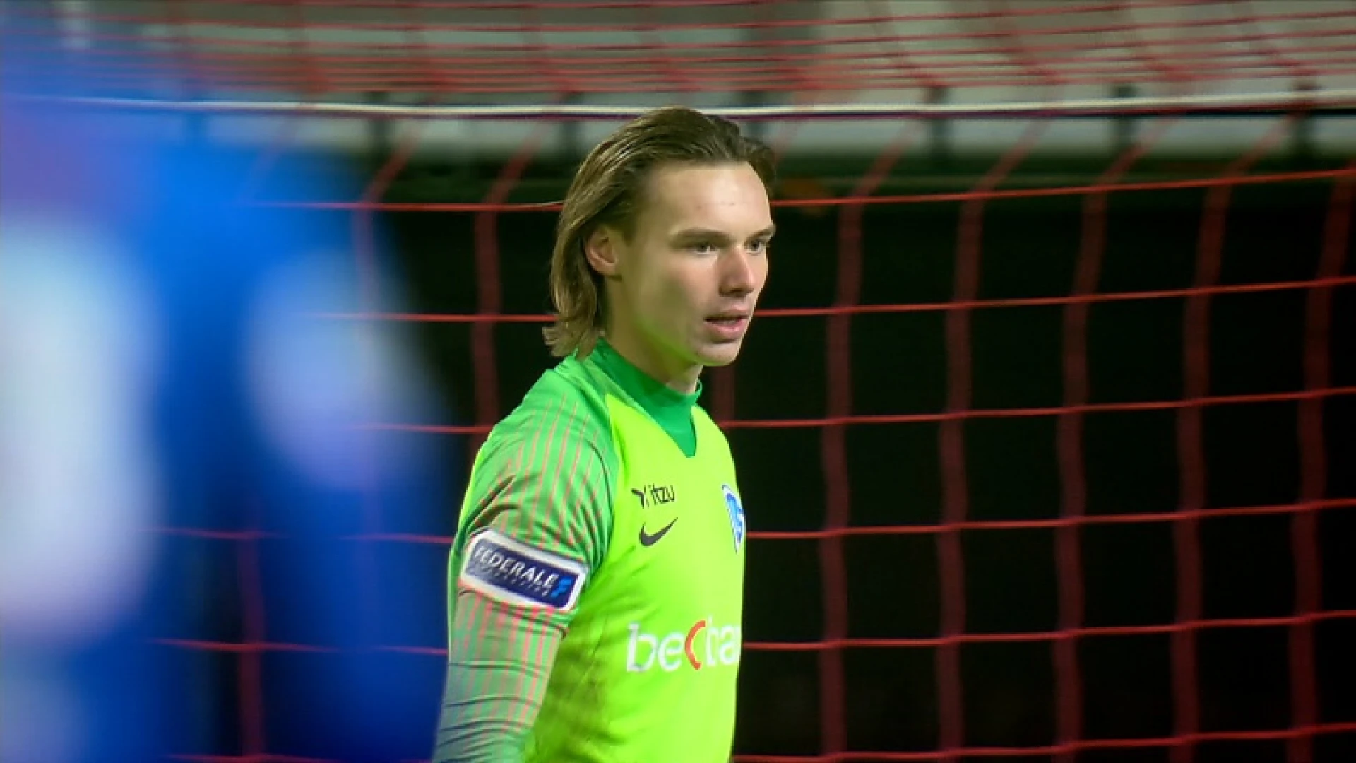 Racing Genk zet opnieuw 17-jarige Maarten Vandevoordt in doel