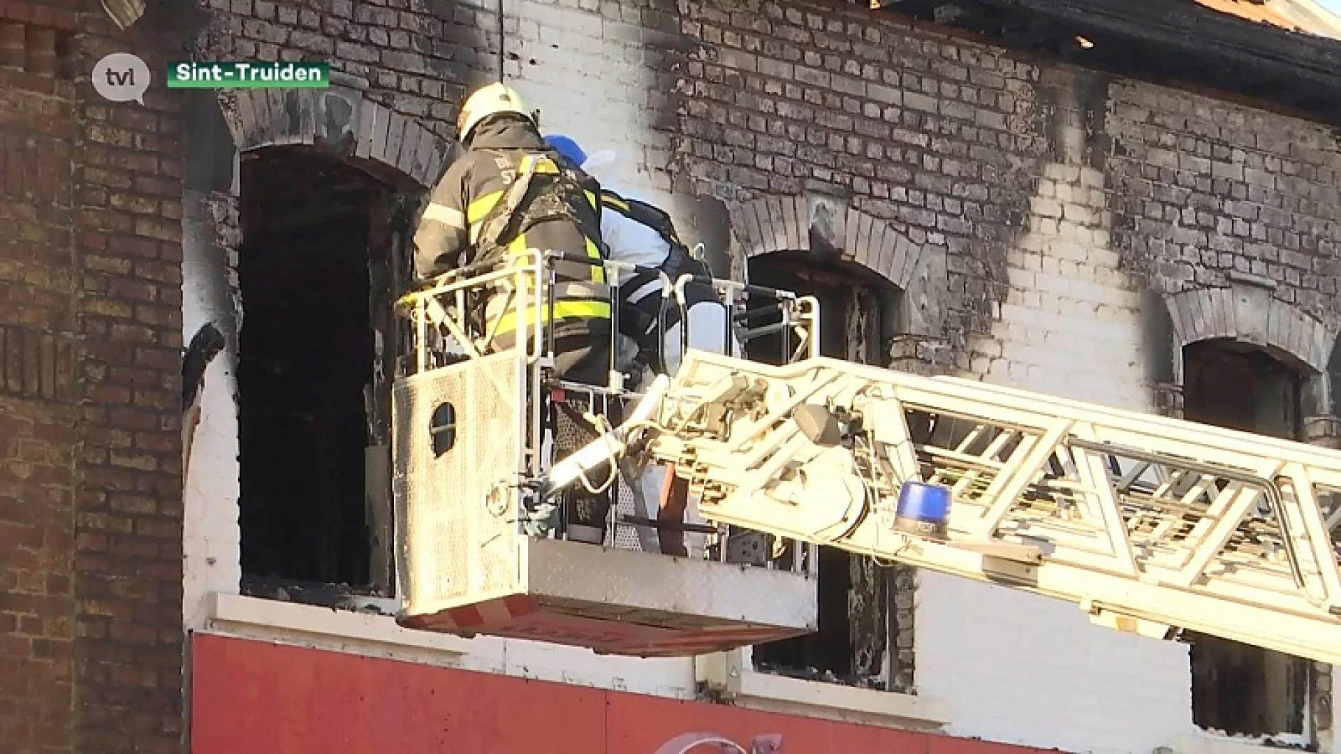 Tweede brand in twee dagen legt bordeel op Luikersteenweg in de as