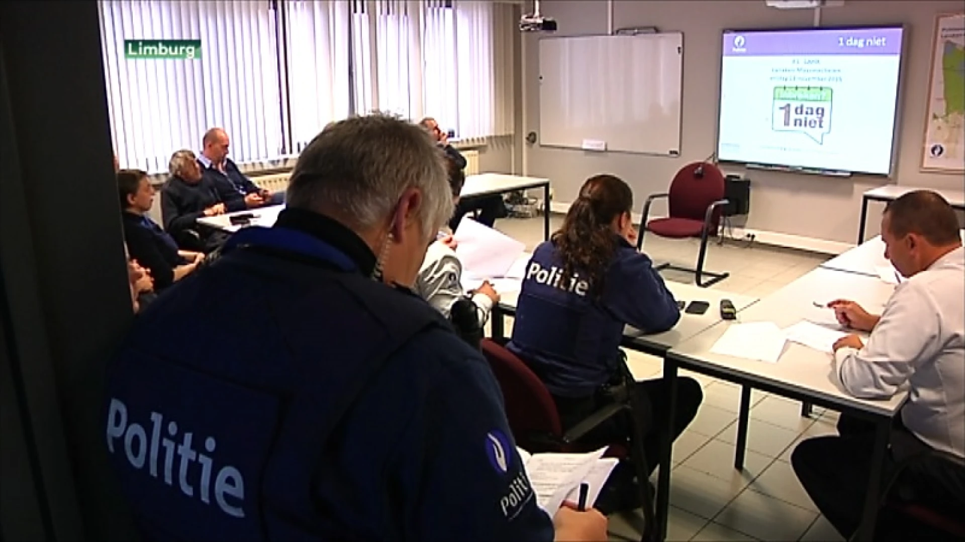 Limburgers rijden het vaakst met de auto en laten openbaar vervoer links liggen