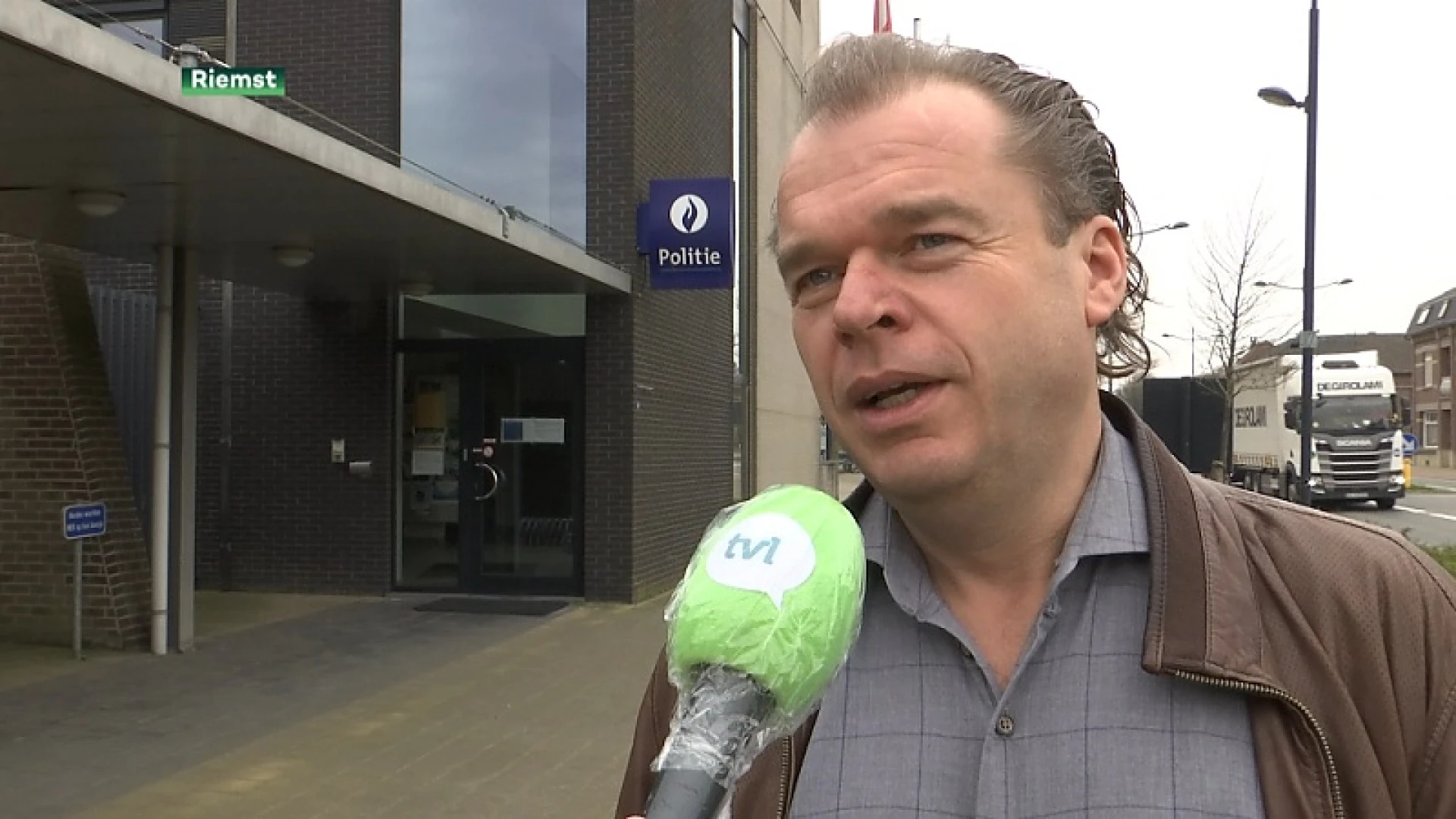 Politie breekt feestje op in Riemst