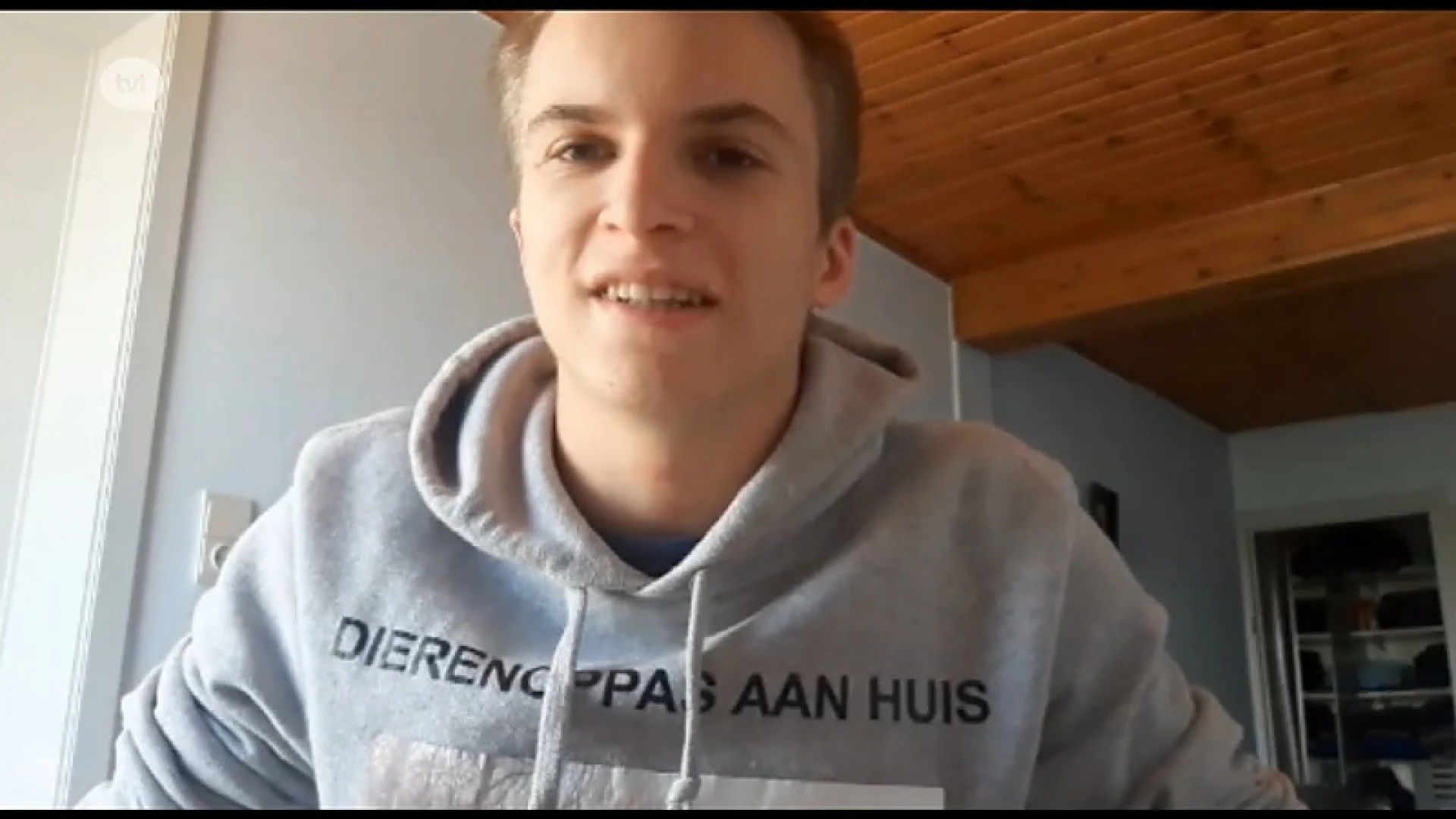 Gesprek: Stef zorgt voor dieren van COVID patiënten